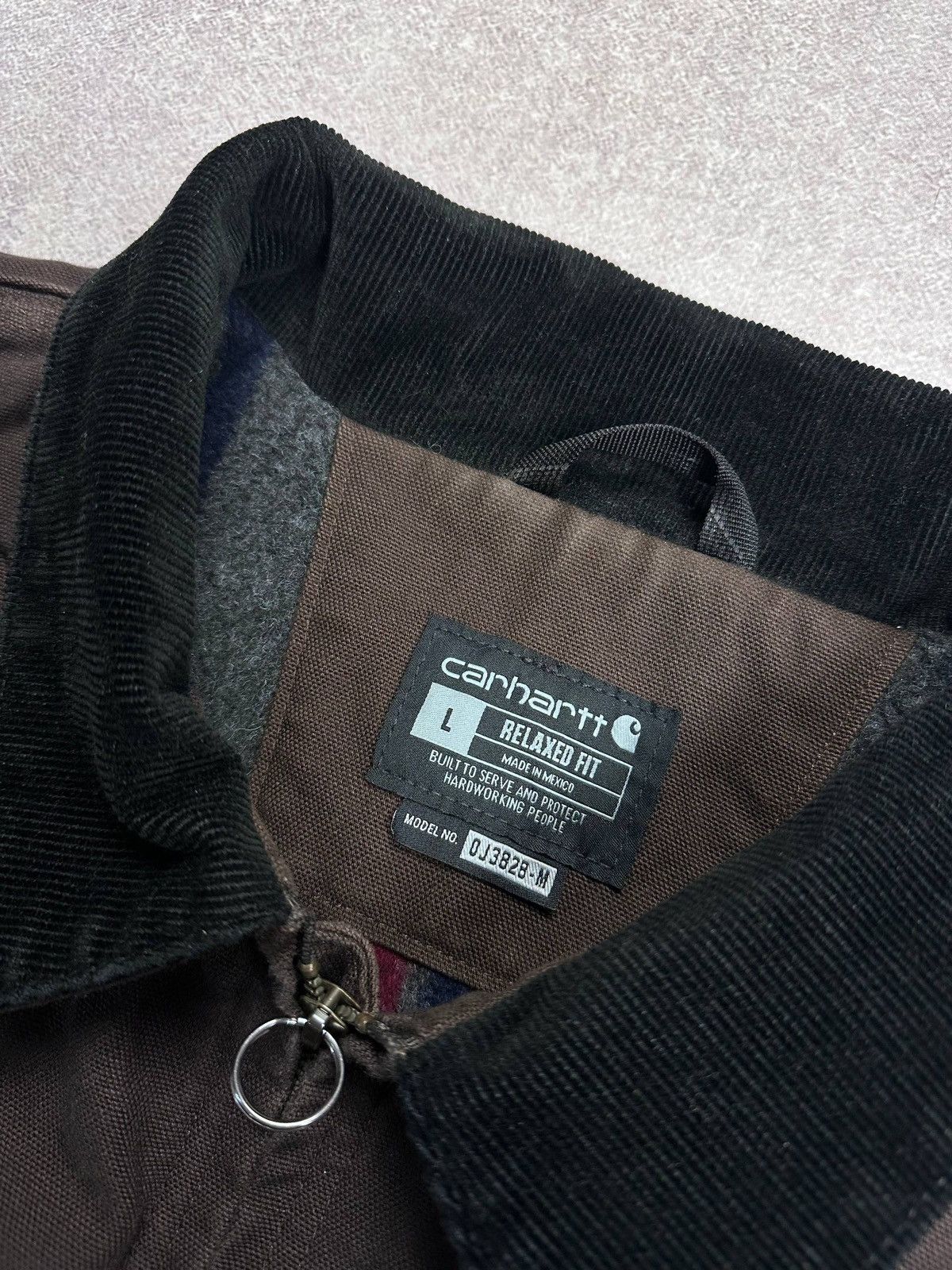 Carhartt Vintage Carhartt Detroit Y2K Heavy Jacket L Size US L / EU 52-54 / 3 - 6 Thumbnail