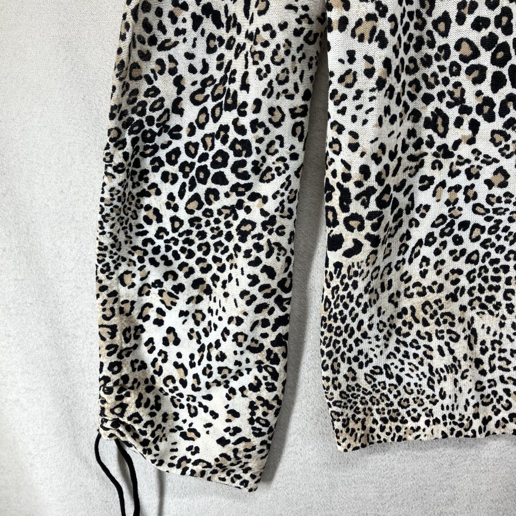 Vintage Chico's Women's Cardigan Open-Front Leopard Animal Print Knit Sweater M Beige Lightweight 3/4 Sleeve Fall Winter Size M / US 6-8 / IT 42-44 - 5 Thumbnail