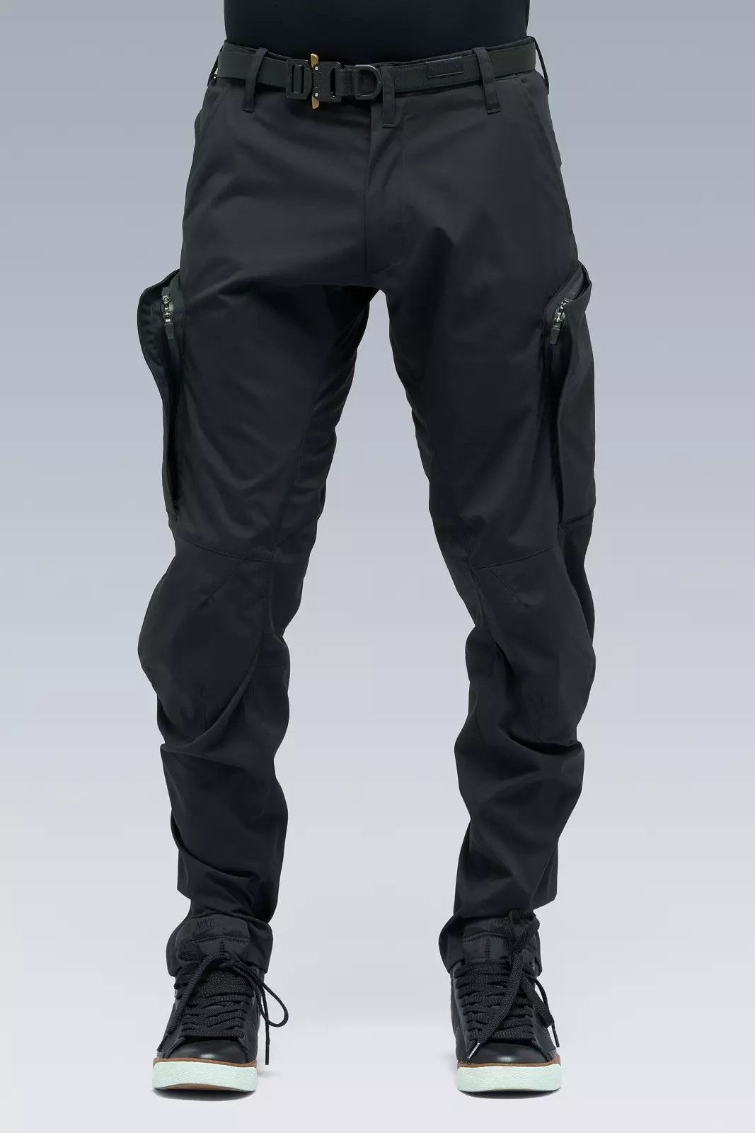 image of $970 New Acronym Black P10A-E Medium, Men's (Size 32)