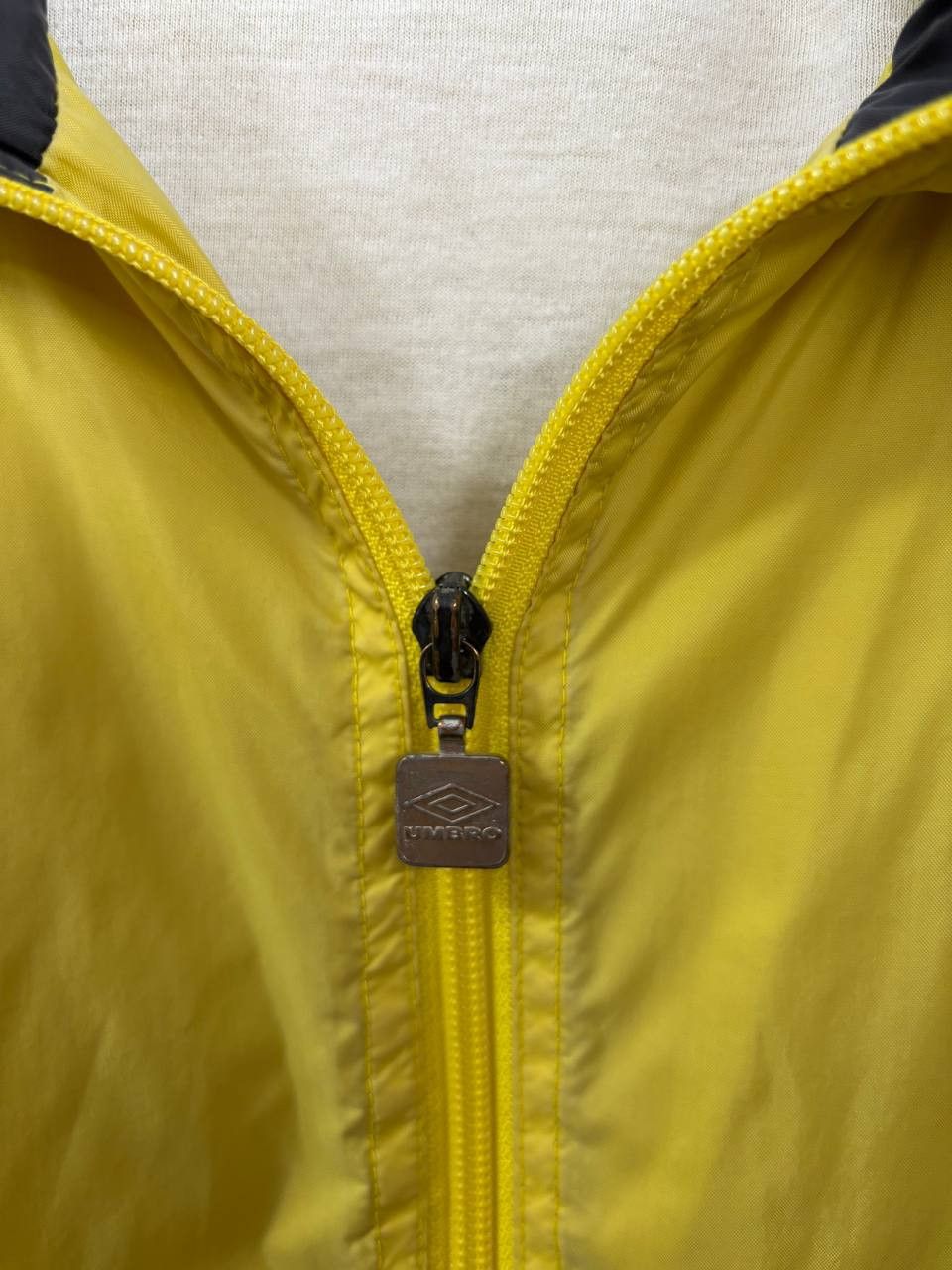 Umbro 🇯🇵 Umbro Japan Vintage Track Jacket 90s Size US XL / EU 56 / 4 - 7 Thumbnail