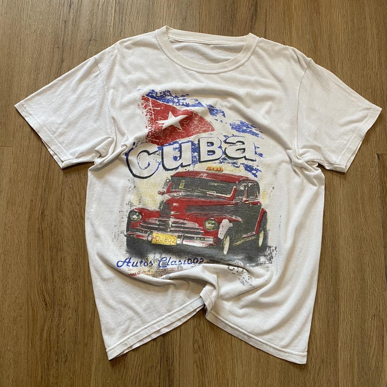 Other Faded white Cuban t-shirt with a graphic on the front Size US S / EU 44-46 / 1 - 1 Thumbnail