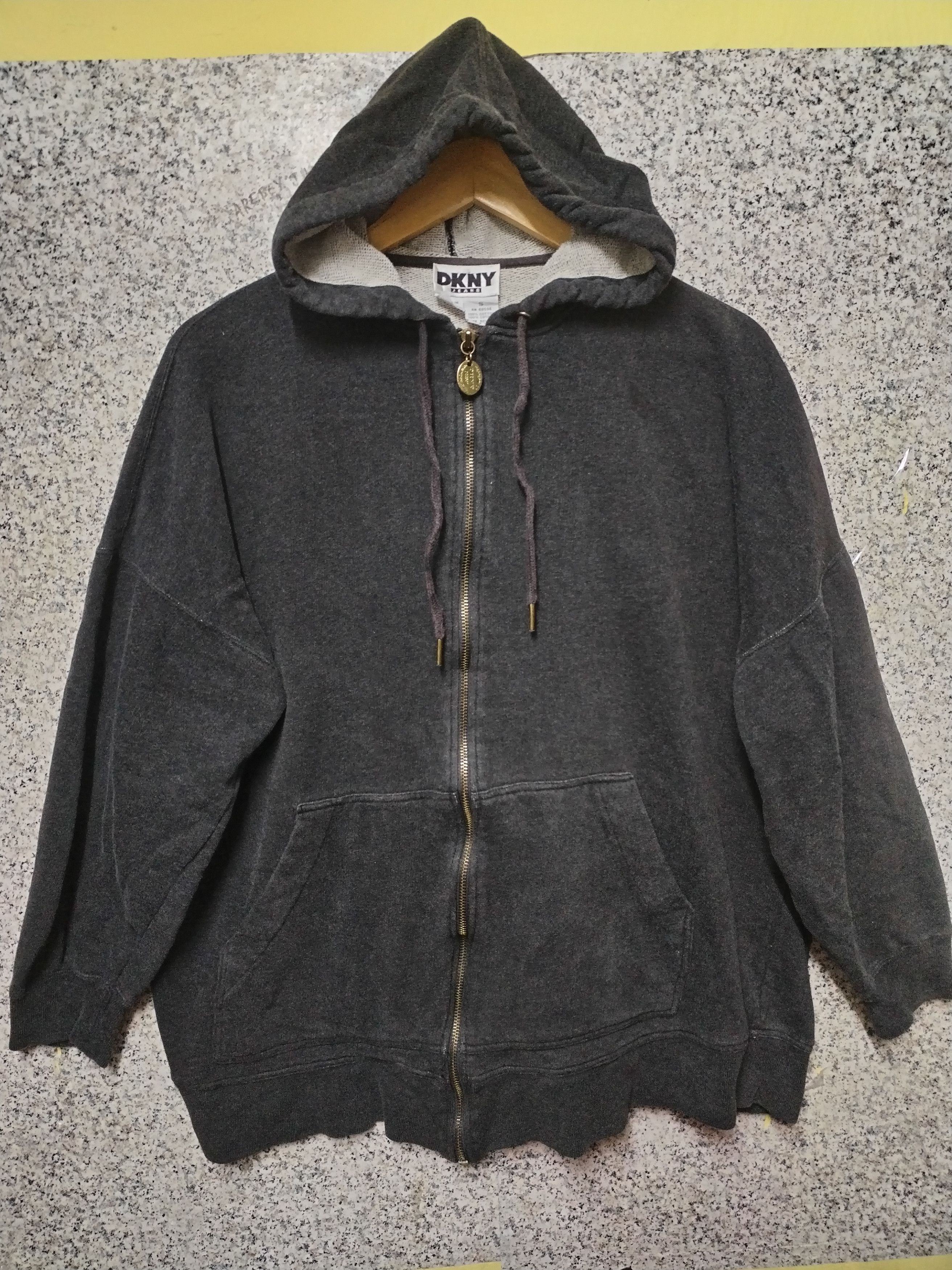 DKNY × Designer × Vintage VINTAGE SWEATSHIRTS DKNY OVERSIZED VERY RARE Size US S / EU 44-46 / 1 - 1 Thumbnail