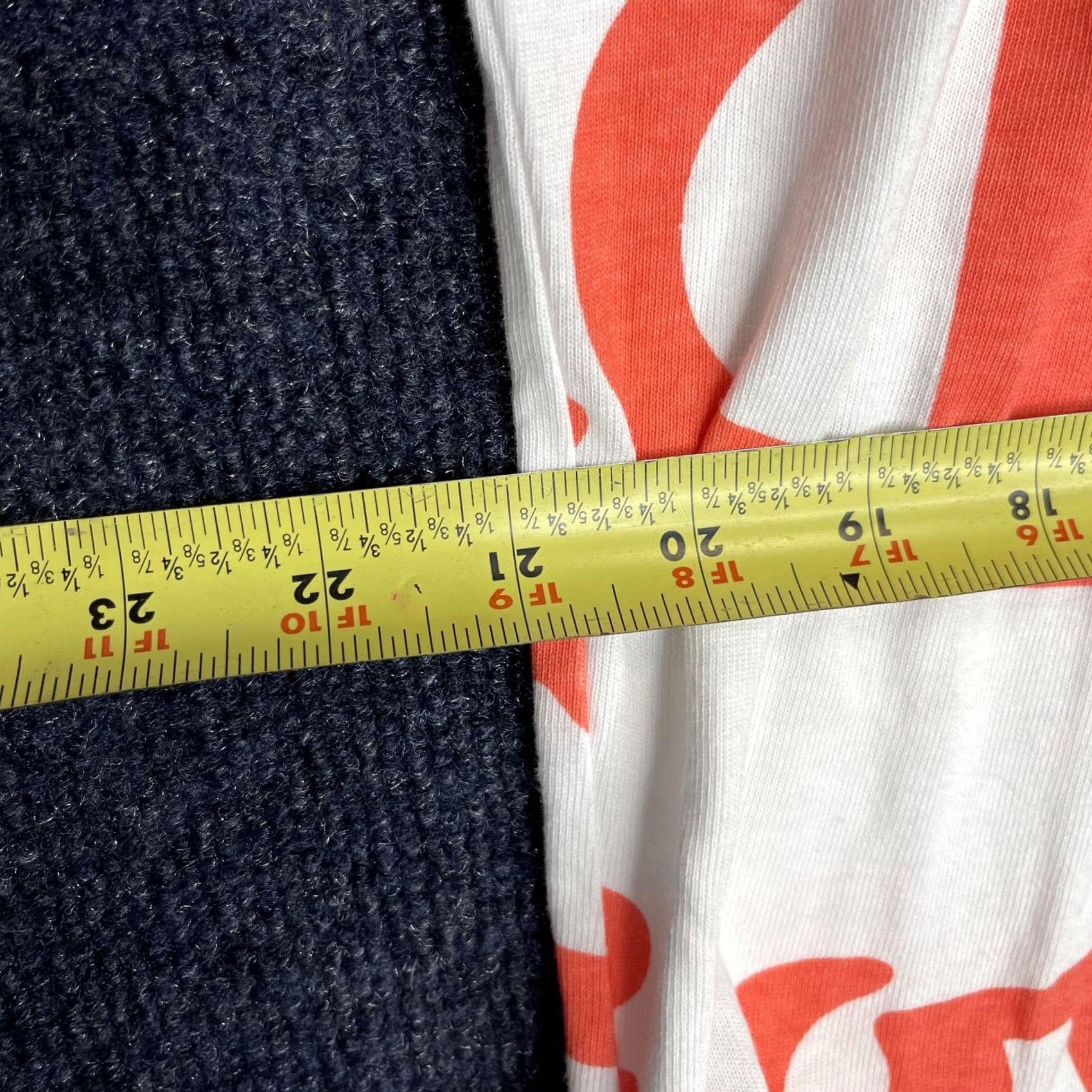 Champion VINTAGE Champion Shirt Mens Large White Orange Allover Logo Graphic Athletic Tee Size US L / EU 52-54 / 3 - 4 Thumbnail