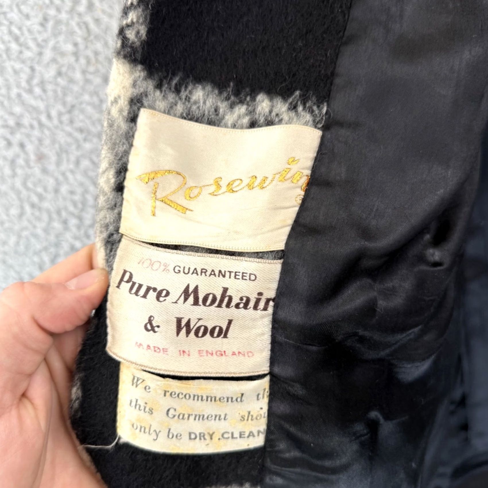 Vintage VINTAGE Rosewin Coat Womens Small Black White Check Mohair Wool 60s England Size S / US 4 / IT 40 - 7 Thumbnail