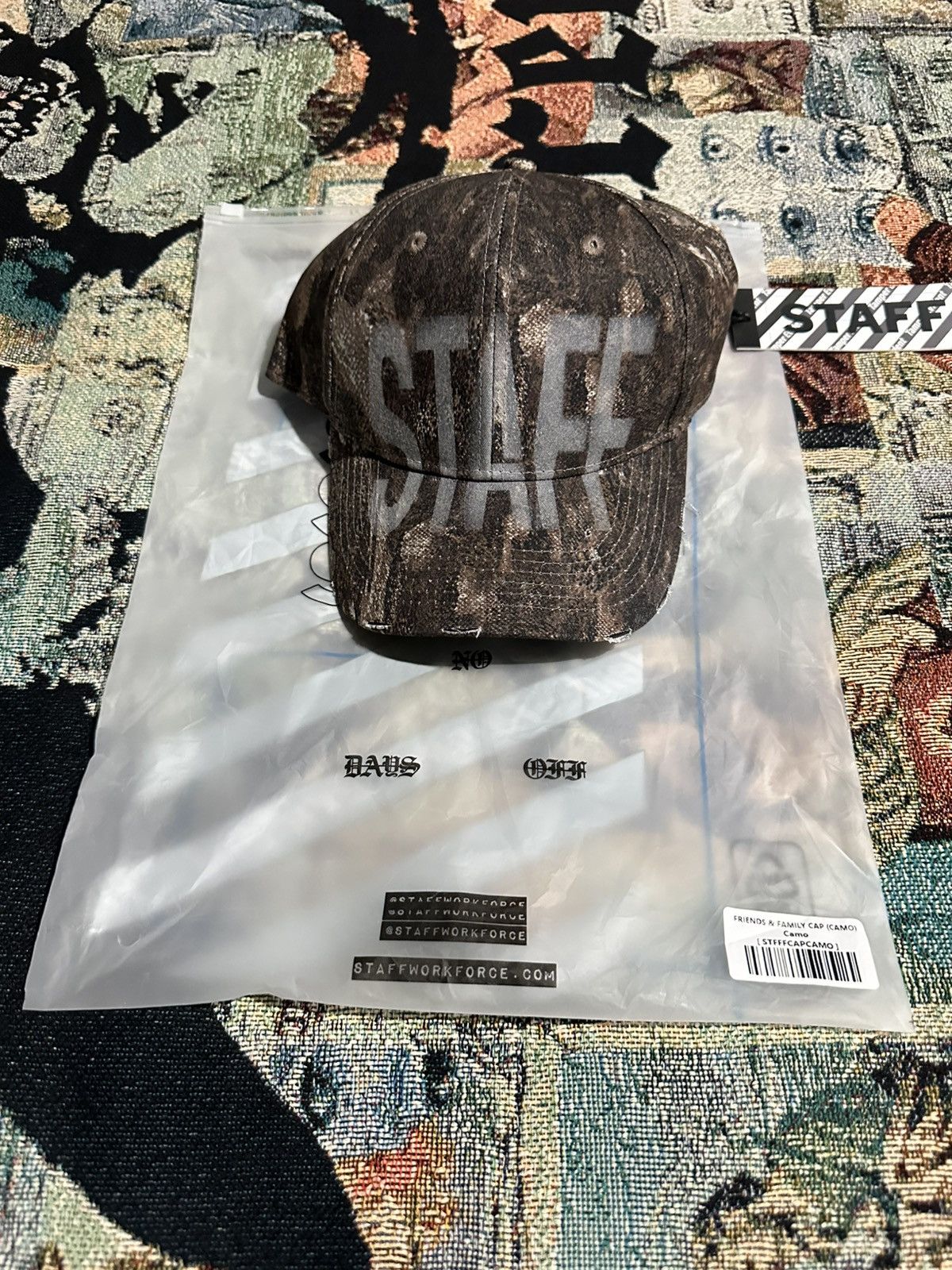 G59 Records × STAFF WORKFORCE FRIENDS & FAMILY CAP (CAMO) Size ONE SIZE - 2 Thumbnail