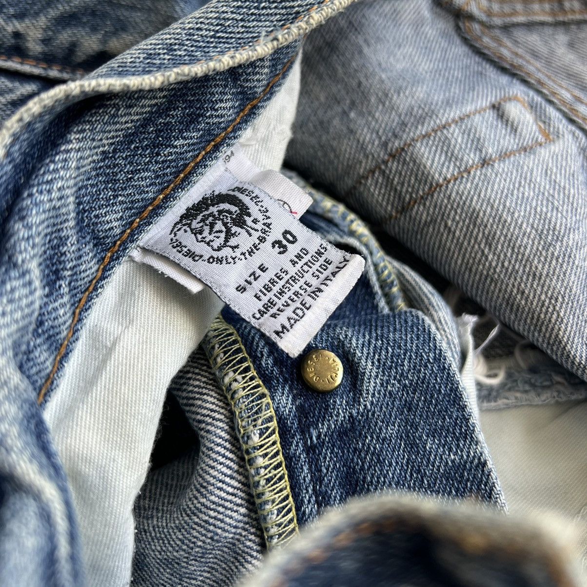 Diesel DIESEL DENIM SHORT MADE IN ITALY🇮🇹 Size 29" - 5 Thumbnail