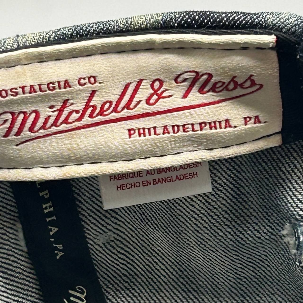 Mitchell & Ness Chicago Bulls Hat Men Denim Torn Mitchell & Ness Snap Back Size ONE SIZE - 5 Thumbnail
