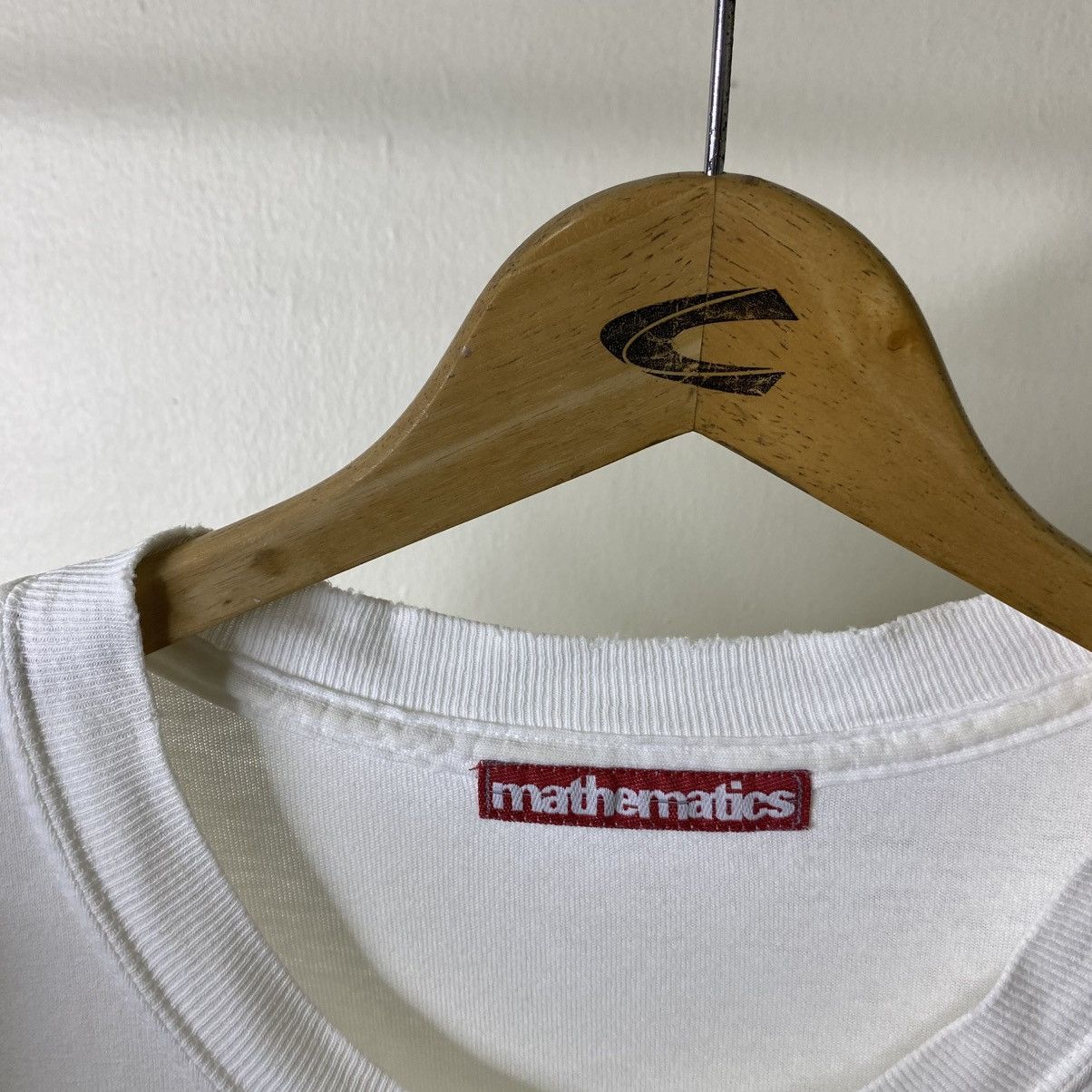 Vintage Vintage 2000s Mathematics Ultra Living T Shirt Streetwear Size US M / EU 48-50 / 2 - 6 Thumbnail
