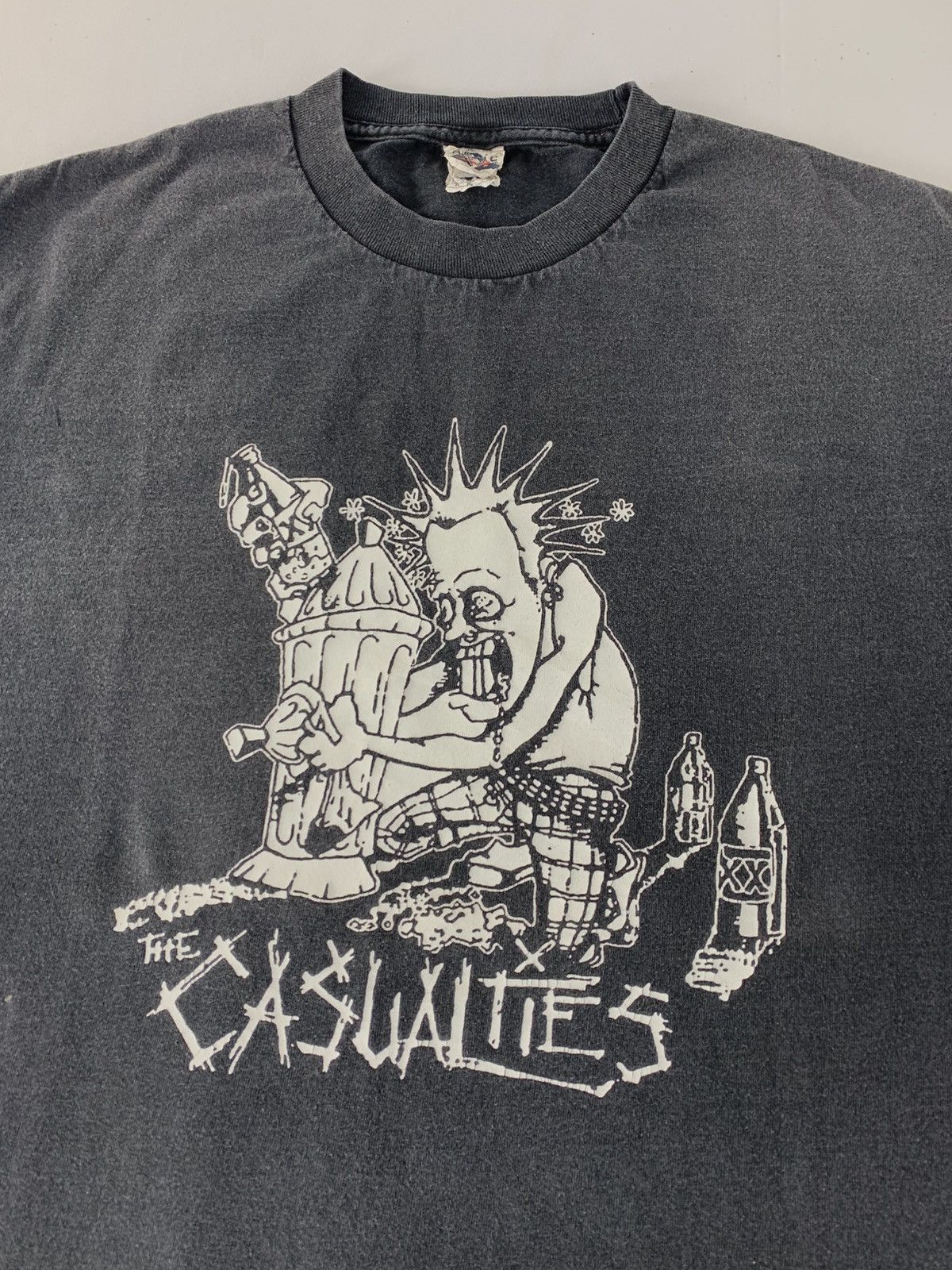 Band Tees 90s The Casualities Punk Rock Band Big Logo Black T-shirt Size US L / EU 52-54 / 3 - 3 Thumbnail