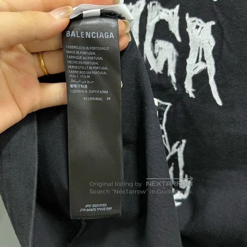 Balenciaga Balenciaga New Year Distressed Logo Tee. Size US XS / EU 42 / 0 - 4 Thumbnail