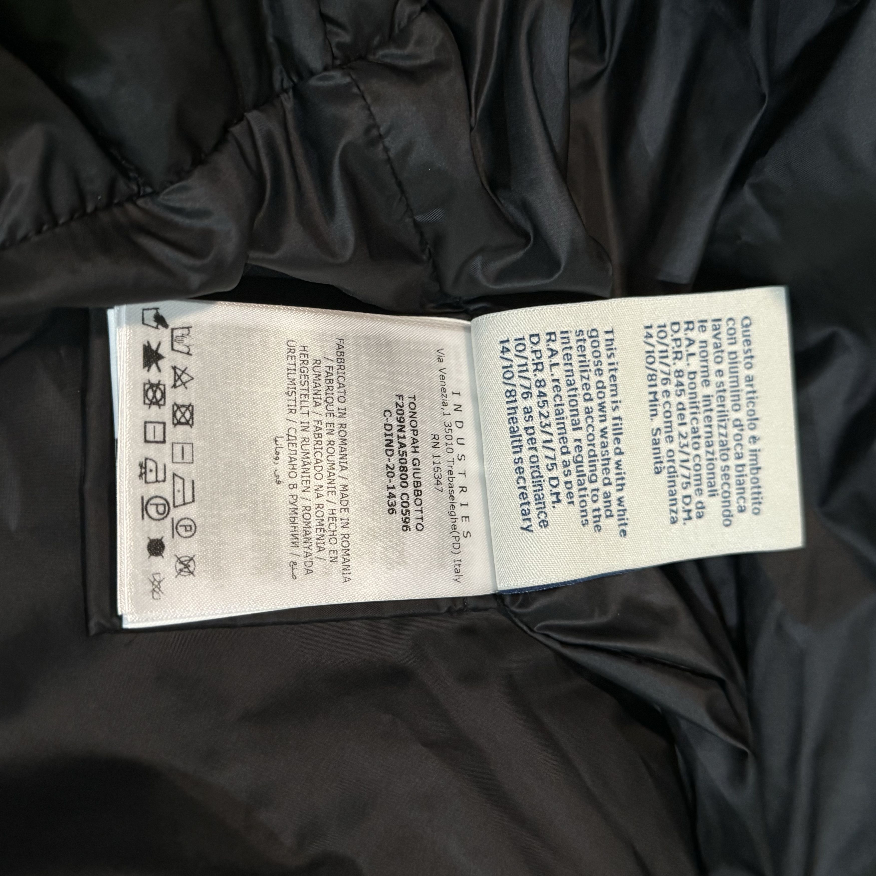Moncler × Rick Owens Rick Owens x Moncler AW20 Tonopah Scarf Wrap Jacket Size US L / EU 52-54 / 3 - 7 Thumbnail