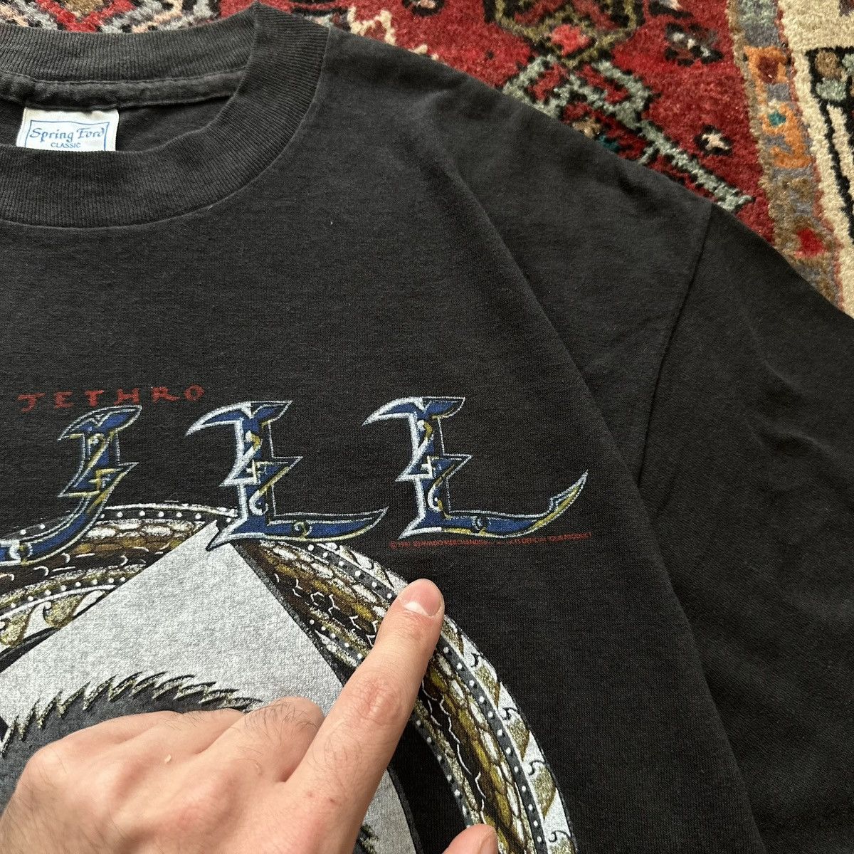 Vintage 1987 Jethro Tull Tour Vintage Band T-Shirt Size US L / EU 52-54 / 3 - 5 Thumbnail