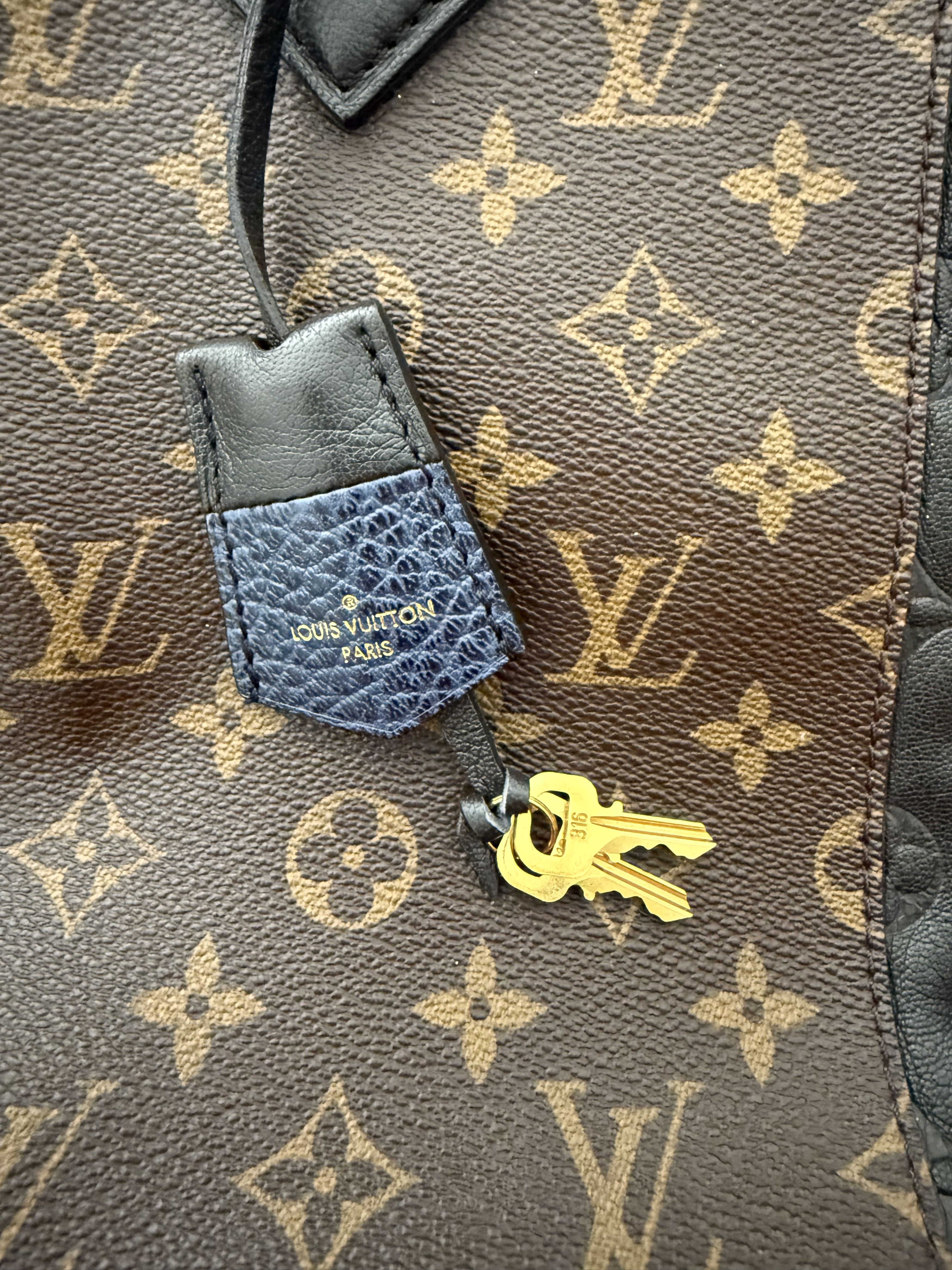 Louis Vuitton Louis Vuitton Marine Monogram Canvas & Leather Bag Size ONE SIZE - 11 Thumbnail