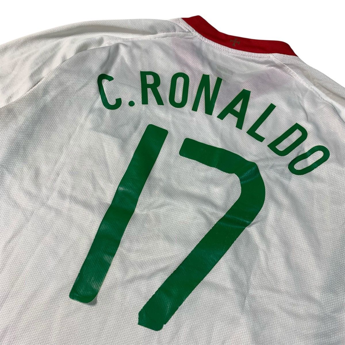 Nike 2000s🕺Cristiano Ronaldo 17 Portugal Away Jersey Size US M / EU 48-50 / 2 - 2 Thumbnail