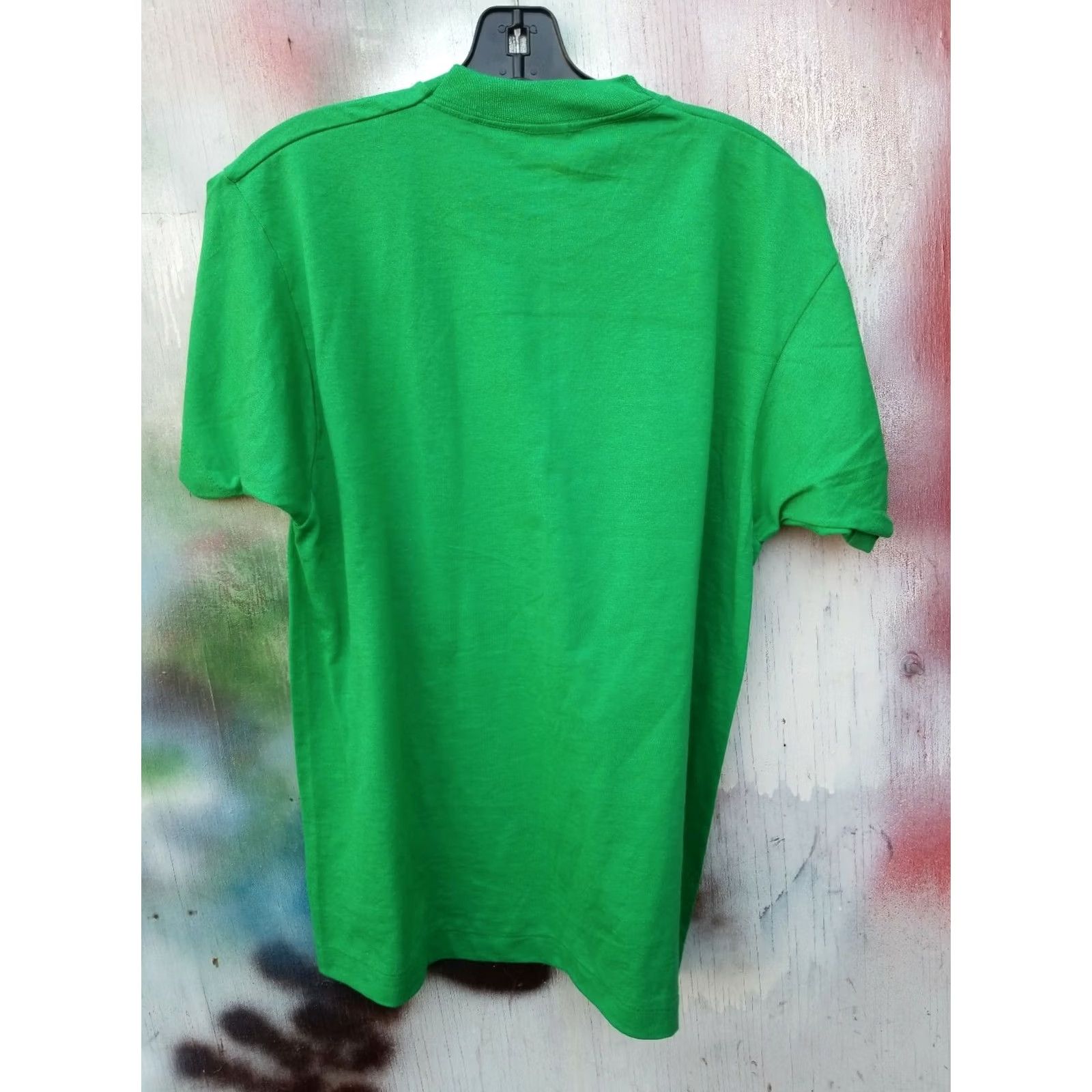 Vintage VINTAGE Pink Floyd RELIC LP ALBUM COVER TOUR CONCERT SHIRT SCREEN STARS LARGE Shirt Mens Green 70s 80s Rock History Graphic Tee Cotton Blend Size US L / EU 52-54 / 3 - 4 Thumbnail