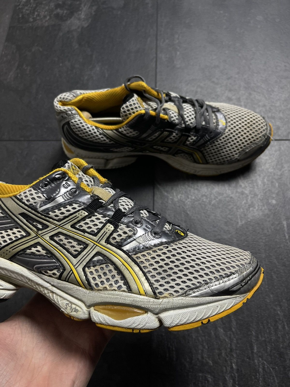 Streetwear Asics Gel-Cumulus 11 Training Shoe Size US 9 / EU 42 - 3 Thumbnail