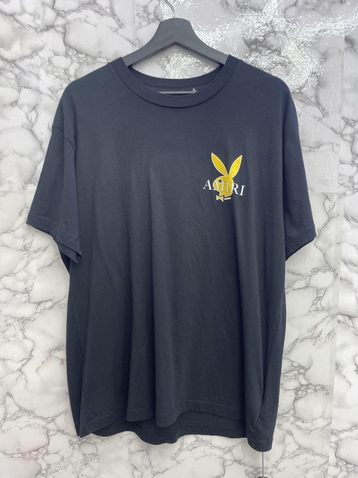 Amiri playboy cover bunny tee (black)