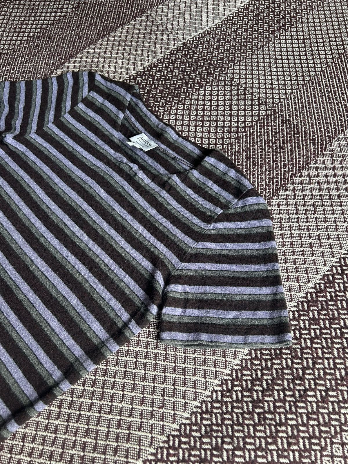 Vintage Vintage Armani Collezioni Womens T-shirt Luxury Size S / M Size XS / US 0-2 / IT 36-38 - 4 Thumbnail
