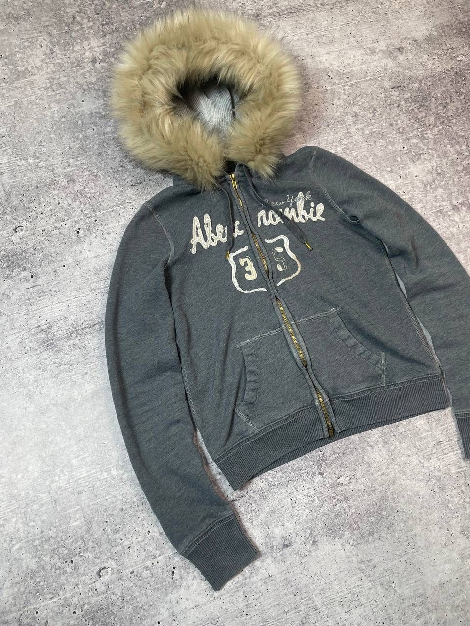 Abercrombie & Fitch Vintage 00s Abercrombie Fitch Faux Fur Zip Up Hoodie Y2K Size M / US 6-8 / IT 42-44 - 4 Thumbnail