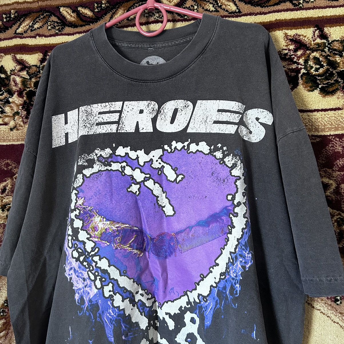 HELLSTAR × Metro Boomin Hellstar x Metro Boomin Heroes & Villians Tee Size US XXL / EU 58 / 5 - 2 Thumbnail