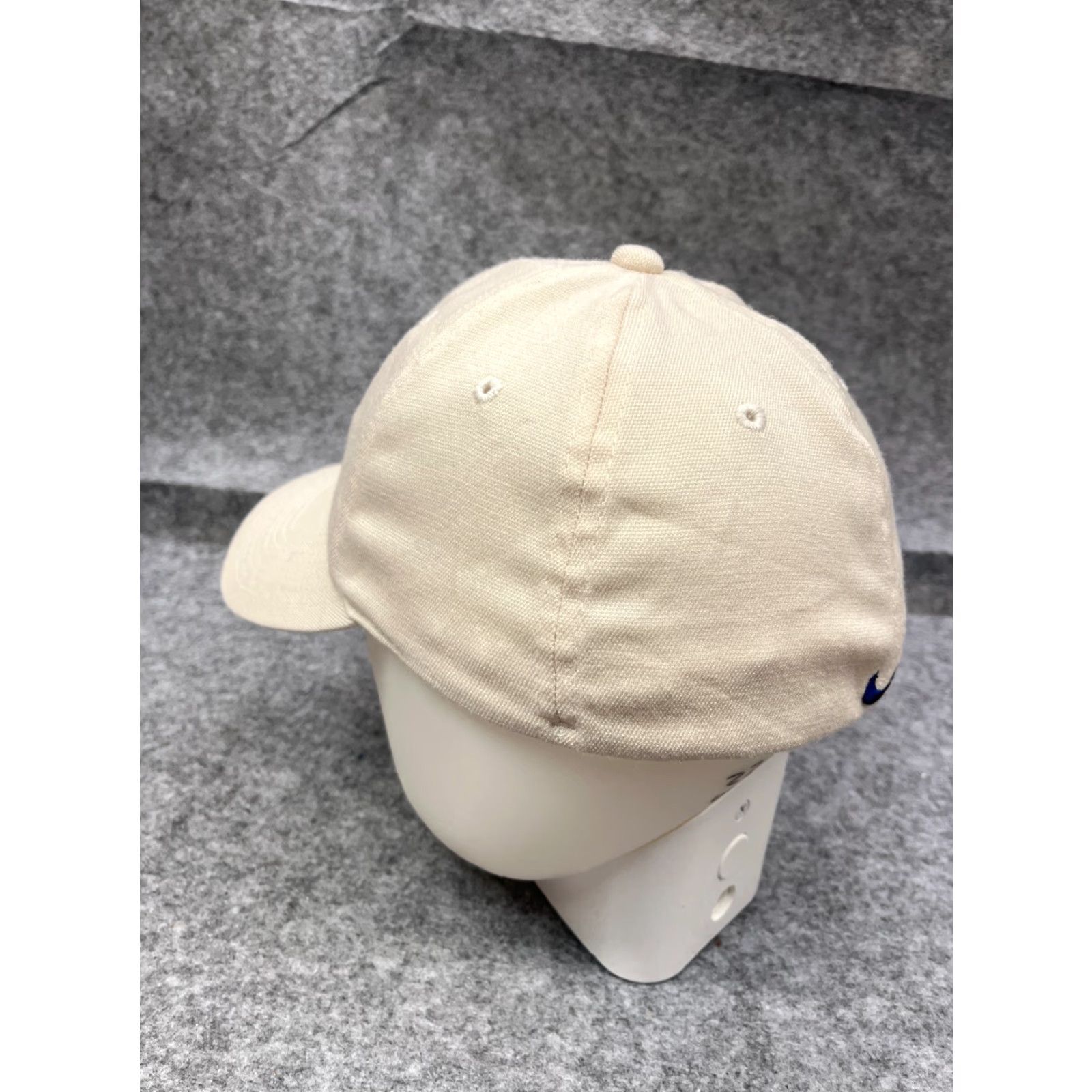 Nike Nike Baseball Hat Cap Fitted Adult One Size White Acrylic Wool Blend Cap Mens Sports Tennis Beach Lightweight Adjustable Hat Size ONE SIZE - 5 Thumbnail