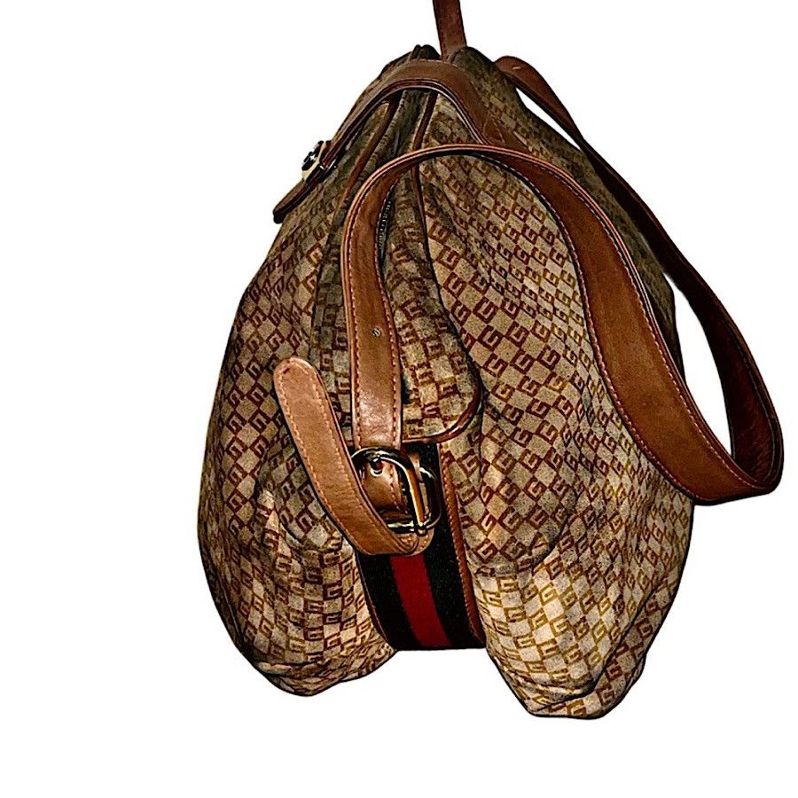 Gucci Authentic Vintage Gucci Suede Monogram GG Web Shoulder Bag Size ONE SIZE - 6 Thumbnail