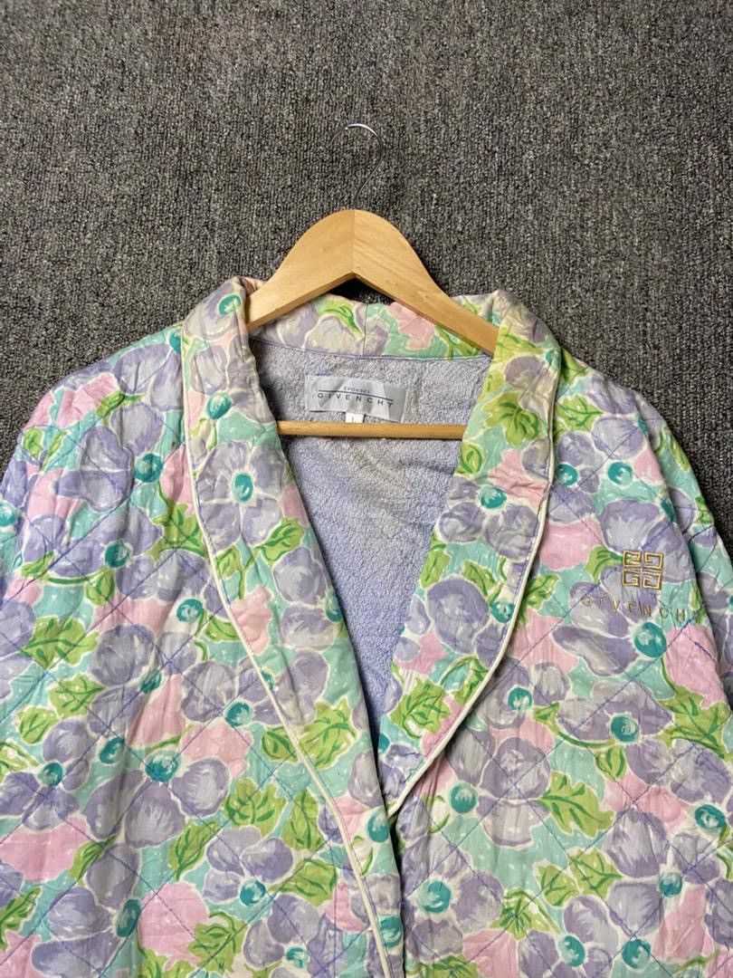 Givenchy Givenchy Eponges Floral Quilted Jacket (205) Size L / US 10 / IT 46 - 7 Thumbnail