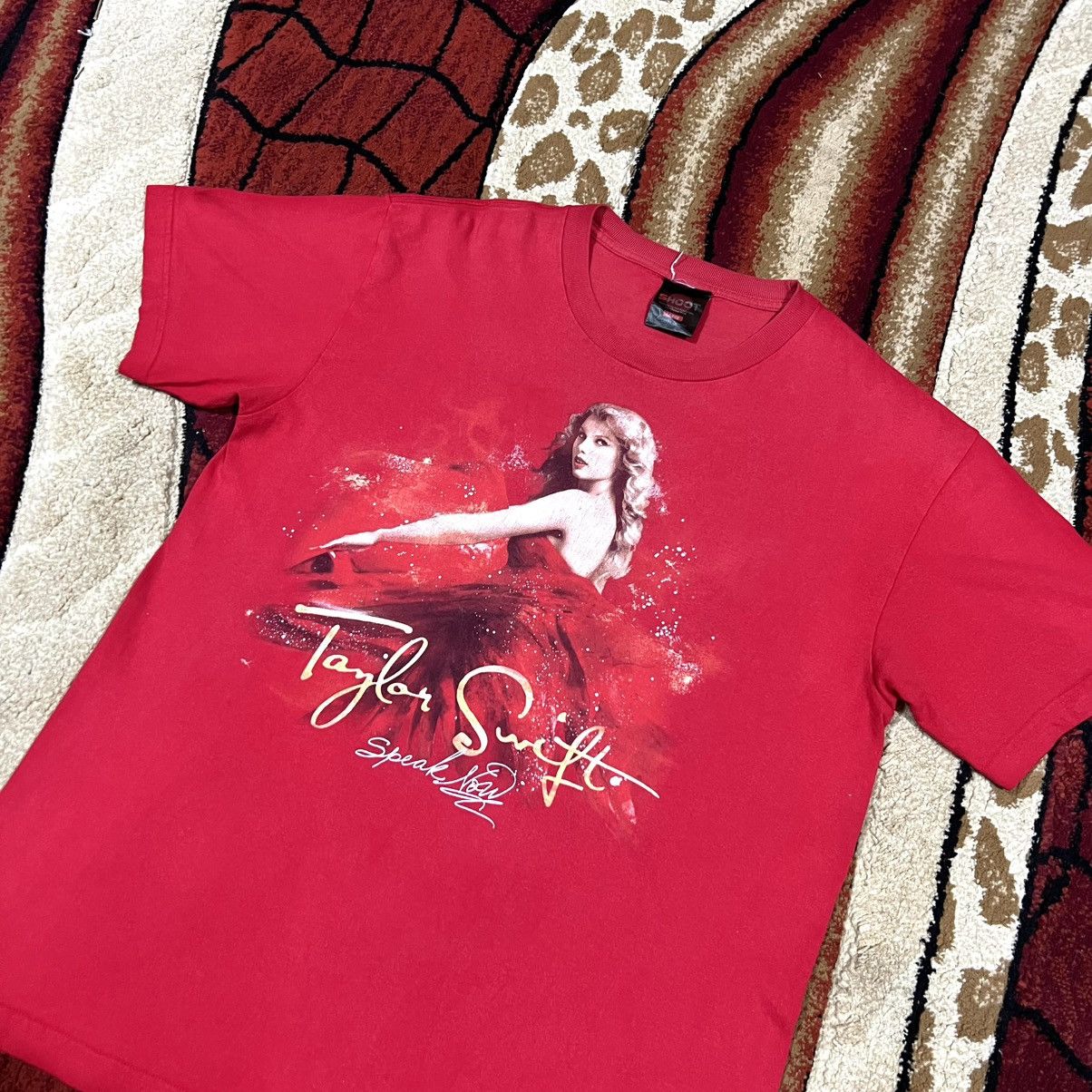 Band Tees Vintage Taylor Swift Speak Now Tour T Shirt Size US L / EU 52-54 / 3 - 1 Thumbnail