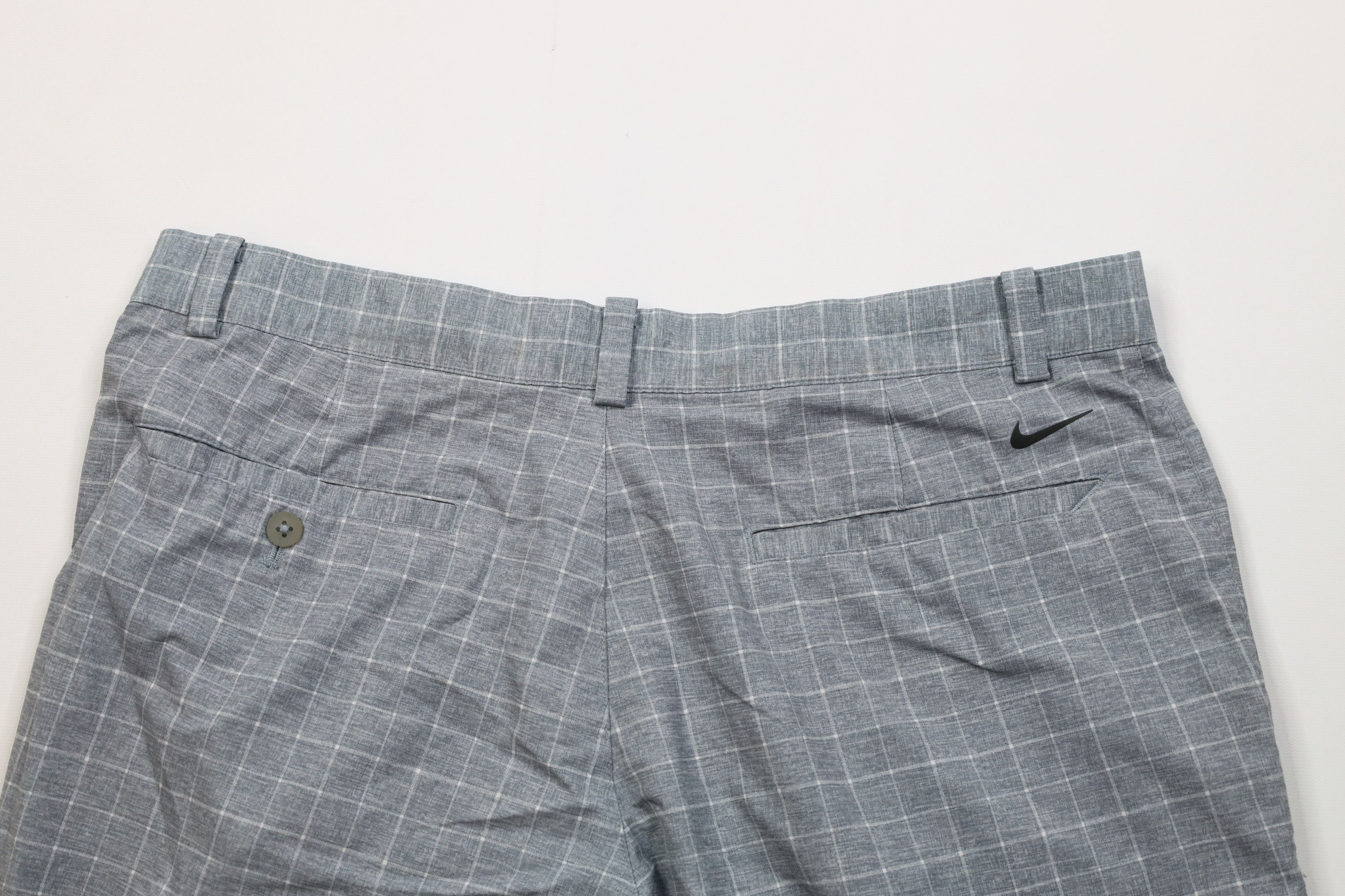 Nike Nike Golf Tour Performance Knit Golfing Chino Shorts Plaid Size US 34 / EU 50 - 9 Thumbnail