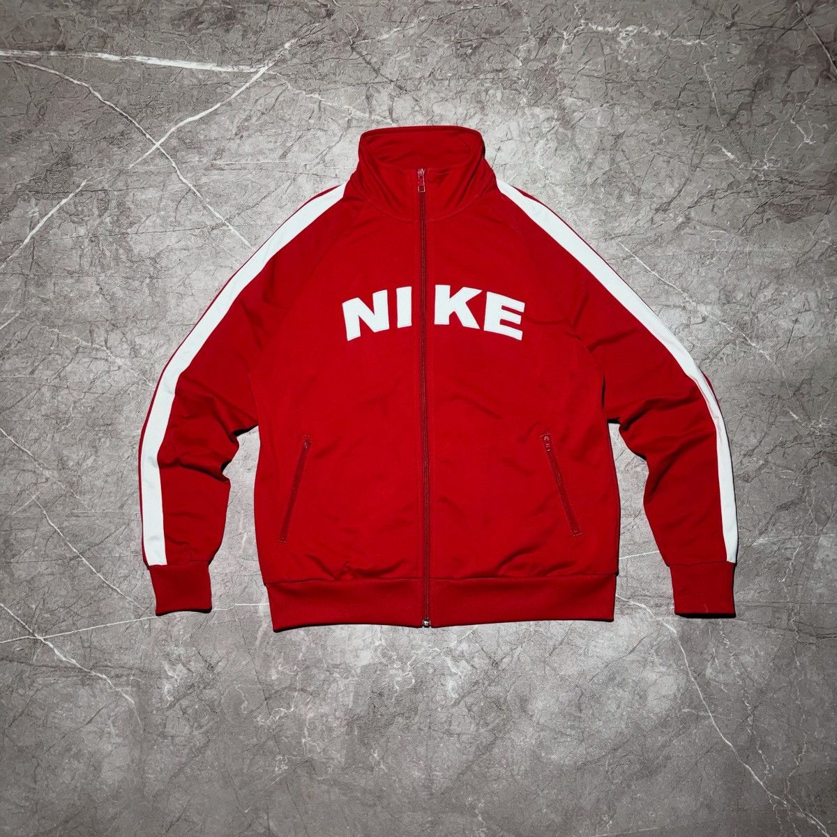 Nike Vintage Nike Big Logo Track Jacket Size US L / EU 52-54 / 3 - 1 Thumbnail