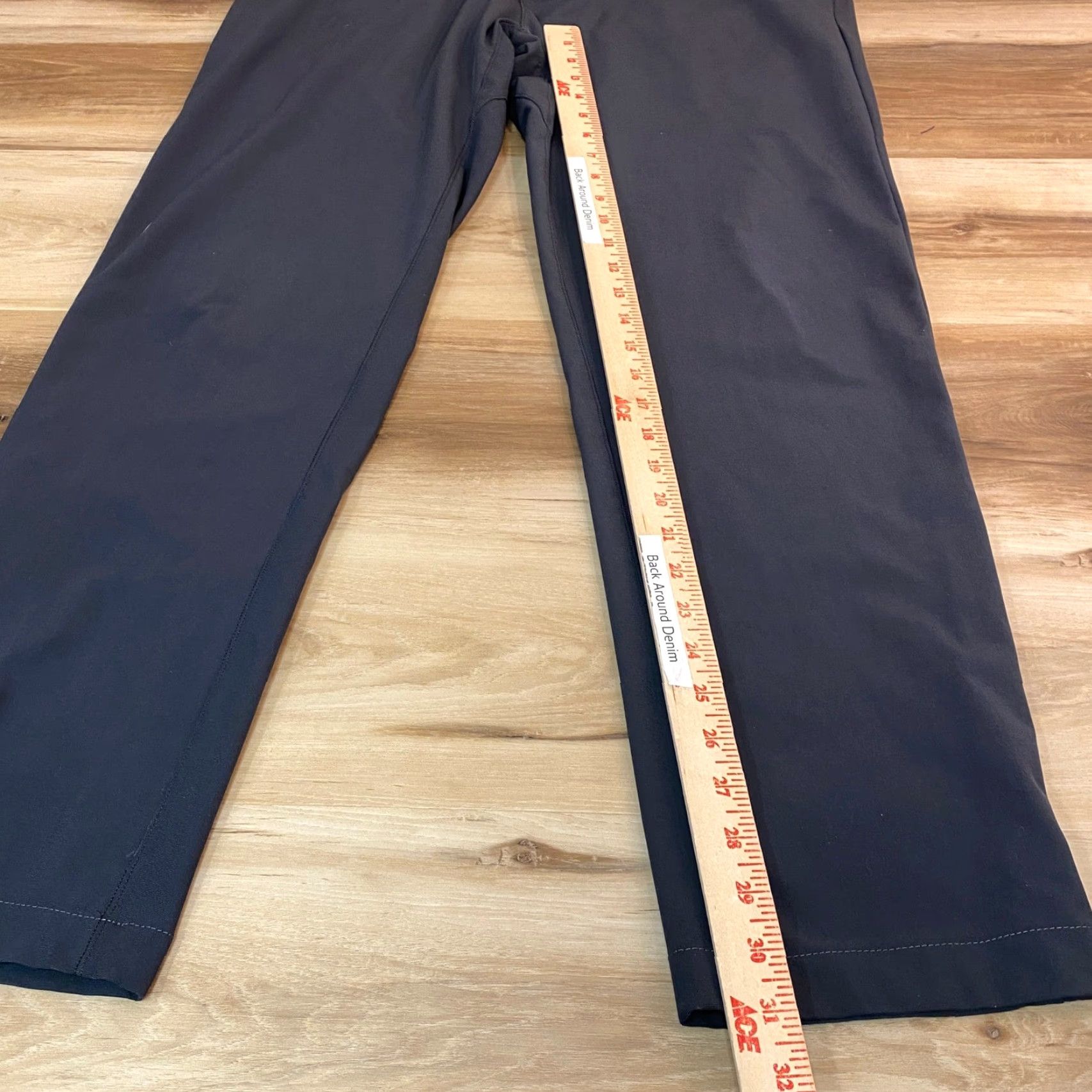 Lululemon Lululemon ABC Pants Mens 34 Charcoal Black Athletic Technical Travel Chino Straight Leg Pockets Zipper Button Logo 34 in 31 in Regular Mens Size US 34 / EU 50 - 4 Thumbnail