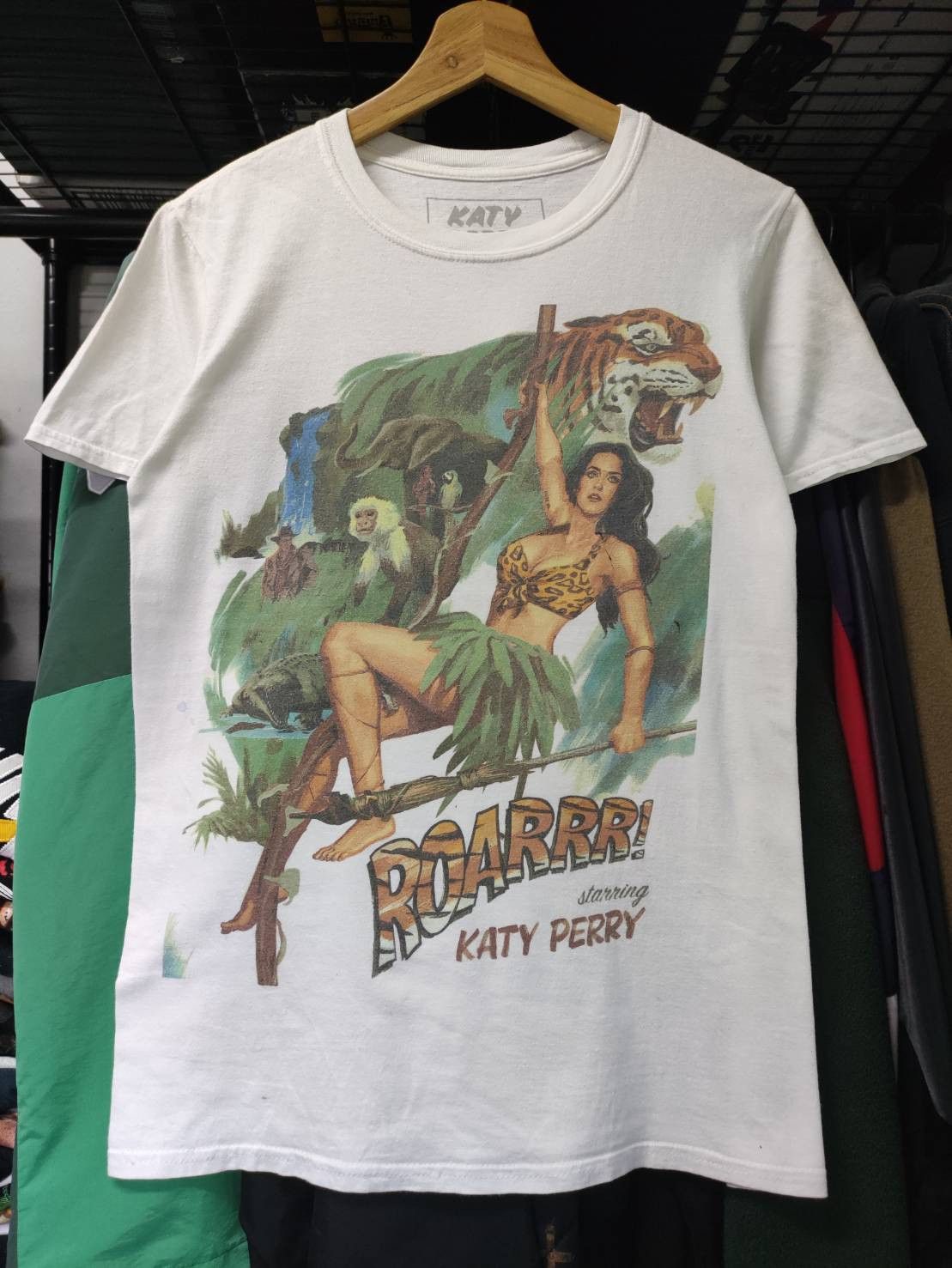 Band Tees Katy Perry " Roar Like Thunder " Single Promo T-Shirt Size US S / EU 44-46 / 1 - 2 Thumbnail