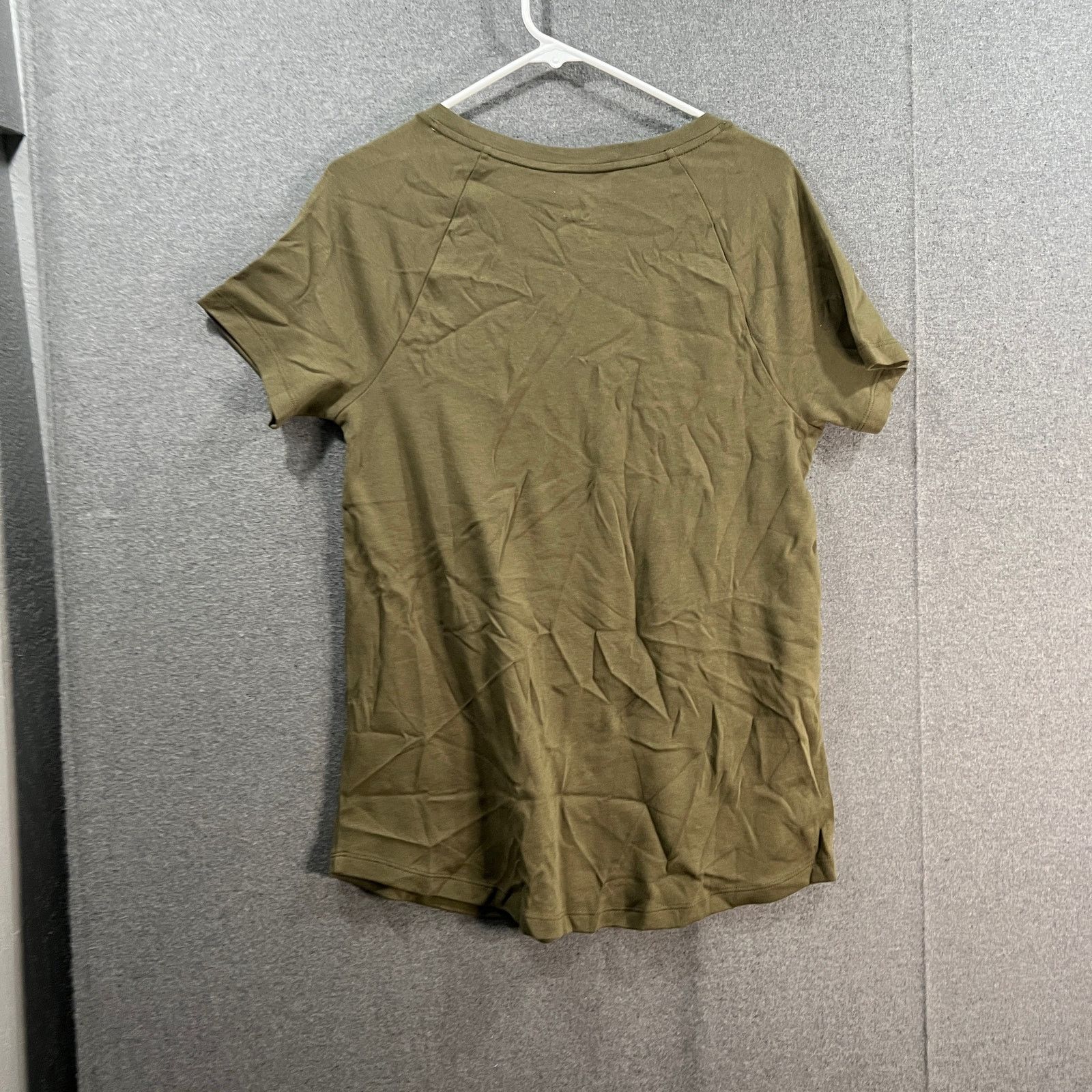 Other Isaac Mizrahi Live! Essentials Rounded V-Neck Dried Size S / US 4 / IT 40 - 2 Thumbnail