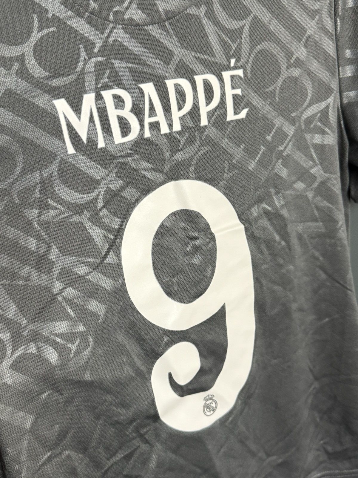 Adidas KIDS New Real Madrid 24/25 Third Mbappe Football Jersey Size US XS / EU 42 / 0 - 3 Thumbnail