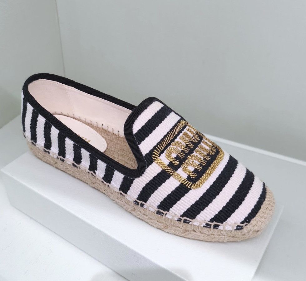 Miu Miu o1B3y1r0526 Logo-Embroidered Slip-On Espadrilles Beige/Navy Size US 11 / IT 41 - 1 Preview
