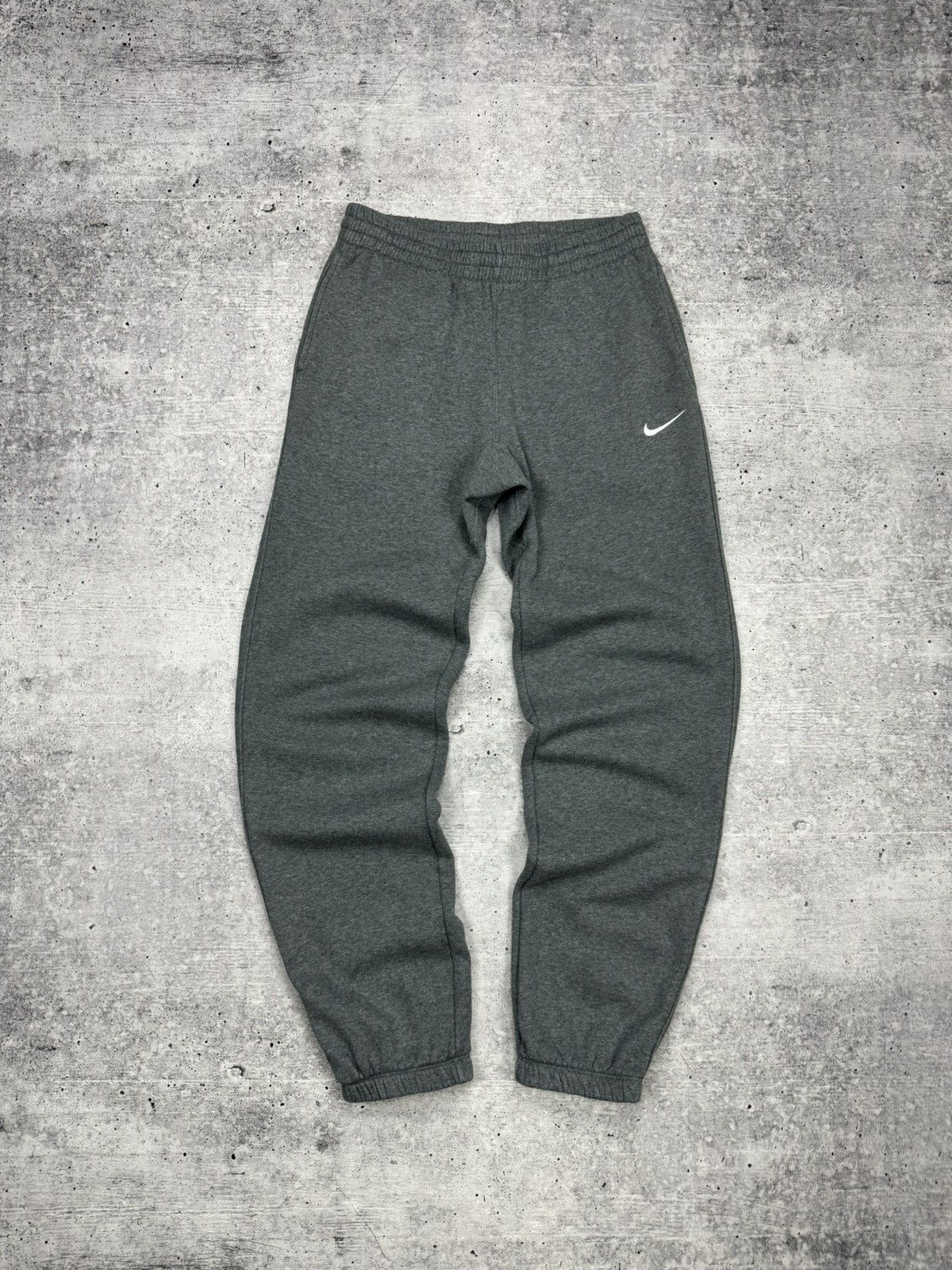Nike × Vintage Vintage Nike Y2K Style Grey Wide Leg Loose Sweatpants Pants Size US 30 / EU 46 - 1 Thumbnail