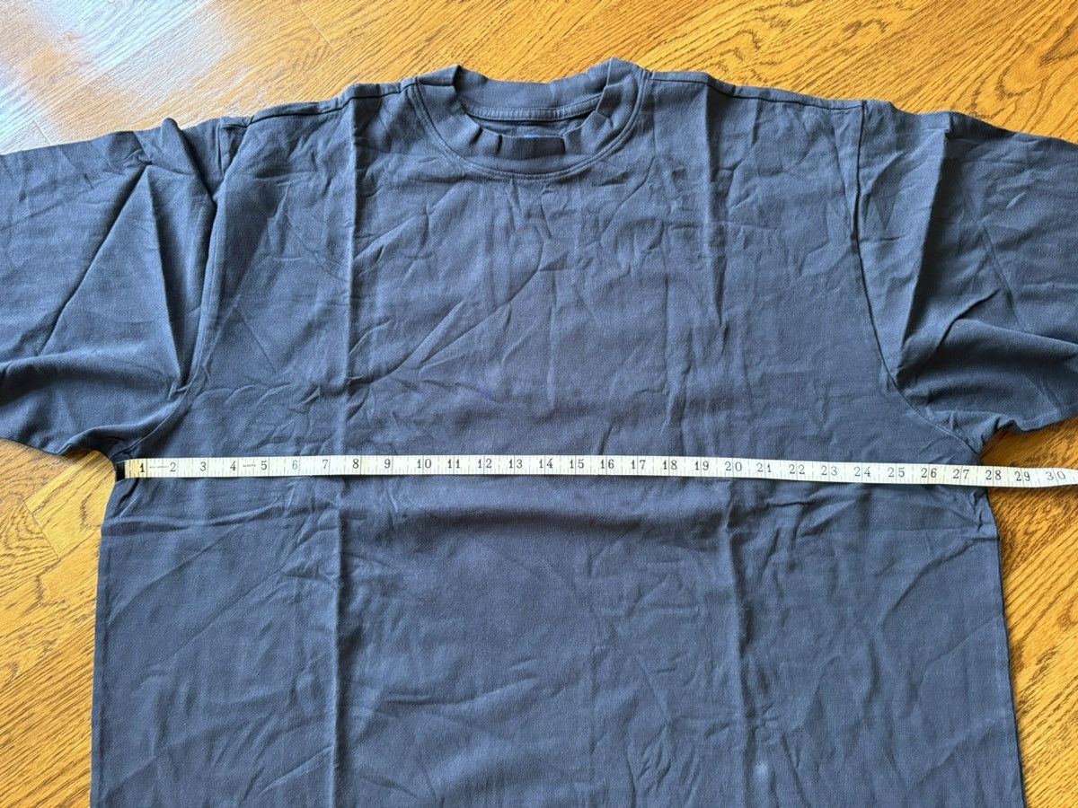 Gap XL Gap Yeezy Long Sleeve T-Shirt Navy Blue Kanye West Tee Size US XL / EU 56 / 4 - 5 Thumbnail