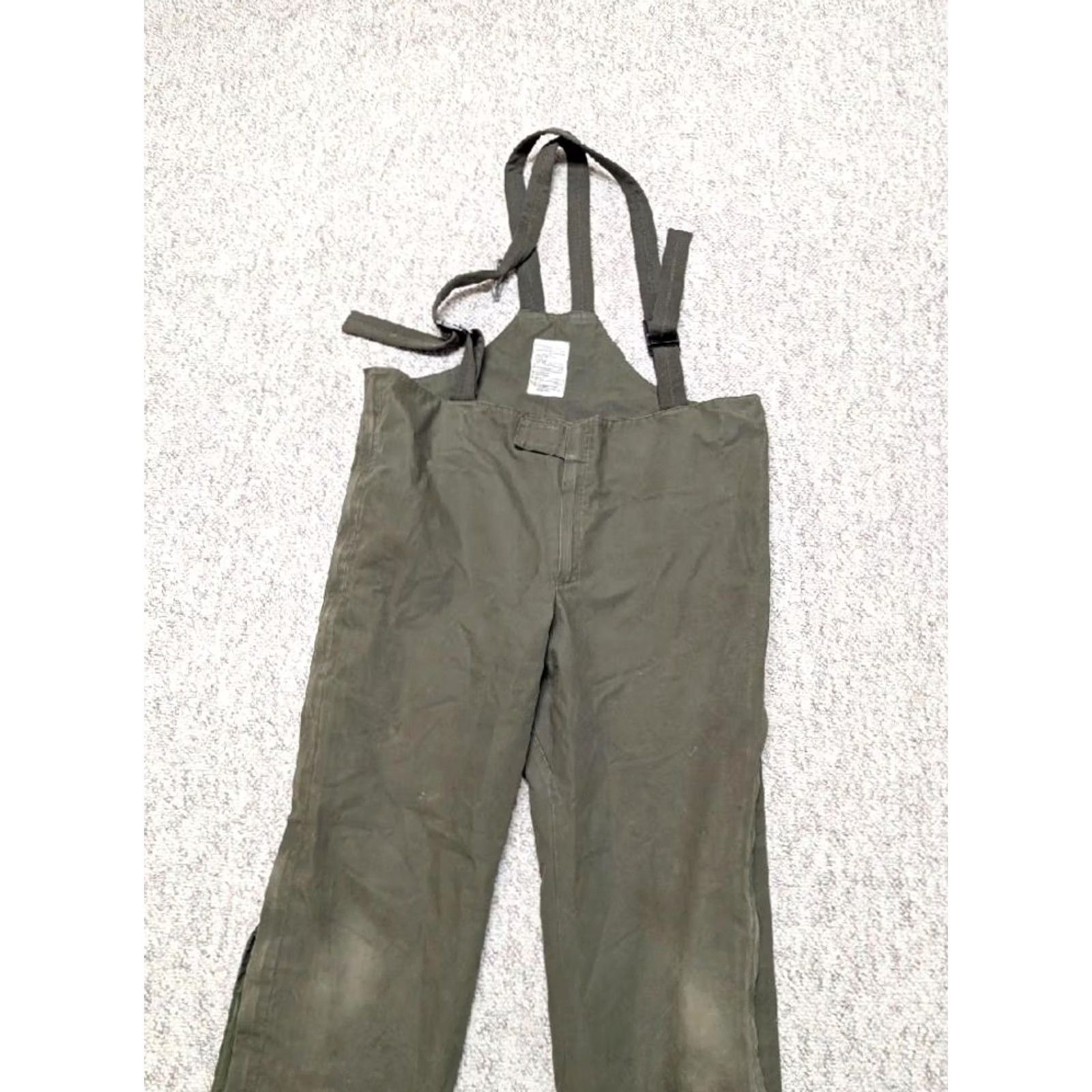 Vintage VINTAGE overalls Gore-Tex bibs 36x30 Men XL Green MILITARY hunting 1980s Ski Snowboard garments Clothing Pants overalls Men's 36 Size US 36 / EU 52 - 3 Thumbnail