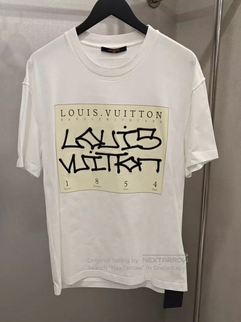 Louis Vuitton Louis Vuitton Embroidered monogrammed white short sleeve T Size US L / EU 52-54 / 3 - 1 Thumbnail