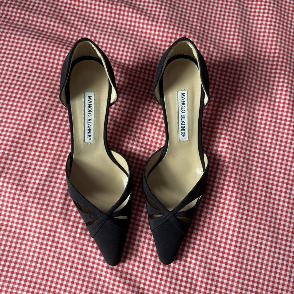 Manolo Blahnik Vintage Black Satin Manolo Heels Size US 6 / IT 36 - 2 Thumbnail