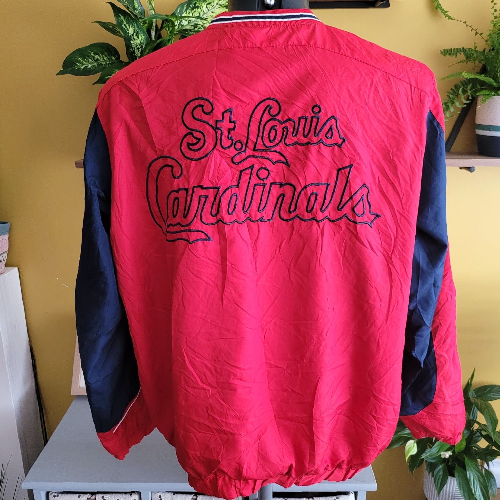 Vintage VINTAGE st. louis cardinals Baseball Jacket L Men Red Jacket MLB Baseball Mens L Red St. Louis Cardinals Windbreaker Shirt Size US L / EU 52-54 / 3 - 2 Thumbnail