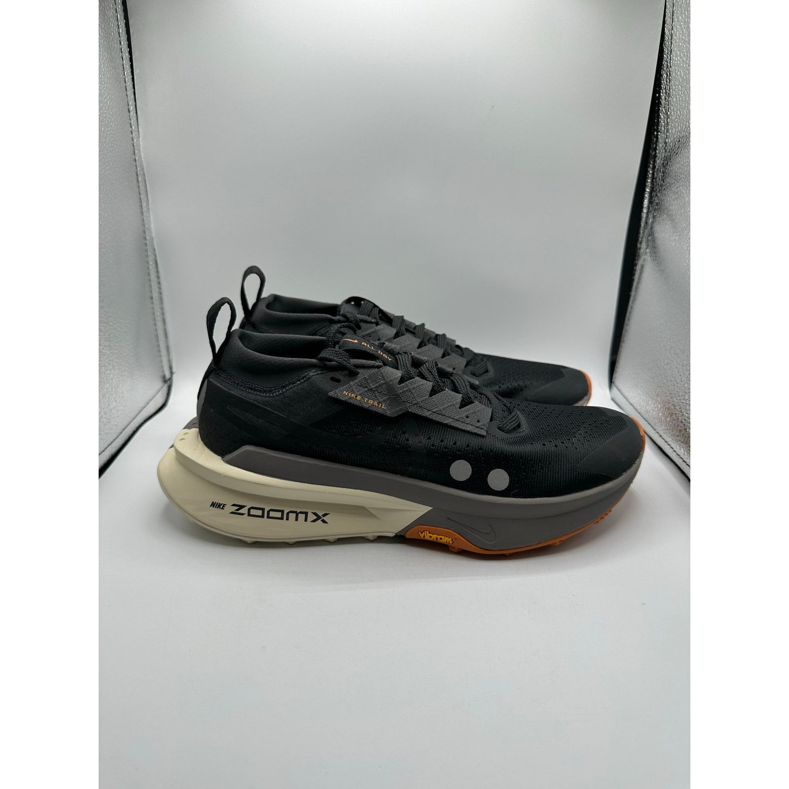 Nike Nike ZoomX Zegma 2 “Off Noir Monarch” size 6 men/7.5womens Size US 6 / EU 39 - 3 Thumbnail