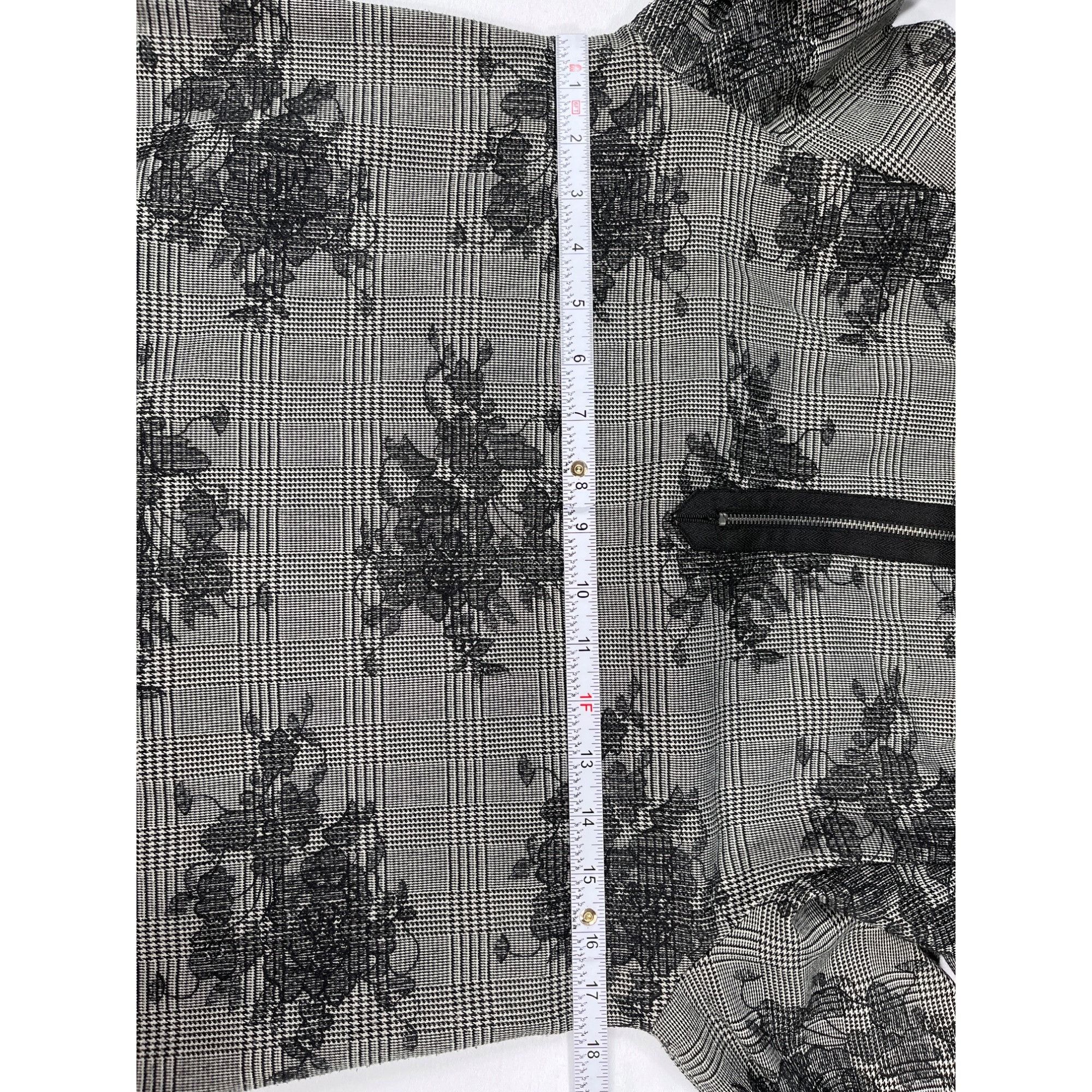 Zara Zara SKU 7888 Vintage Inspired Black White Floral Plaid Long Size S / US 4 / IT 40 - 2 Thumbnail