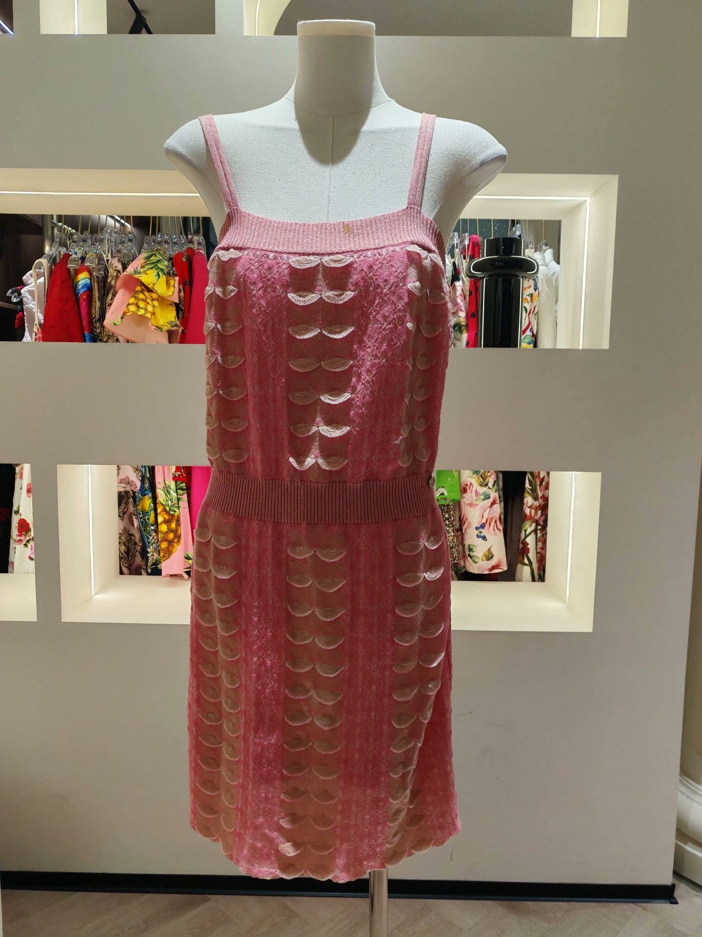 Chanel Chanel Pink Knit Sleeveless Dress 38 Size S / US 4 / IT 40 - 1 Thumbnail