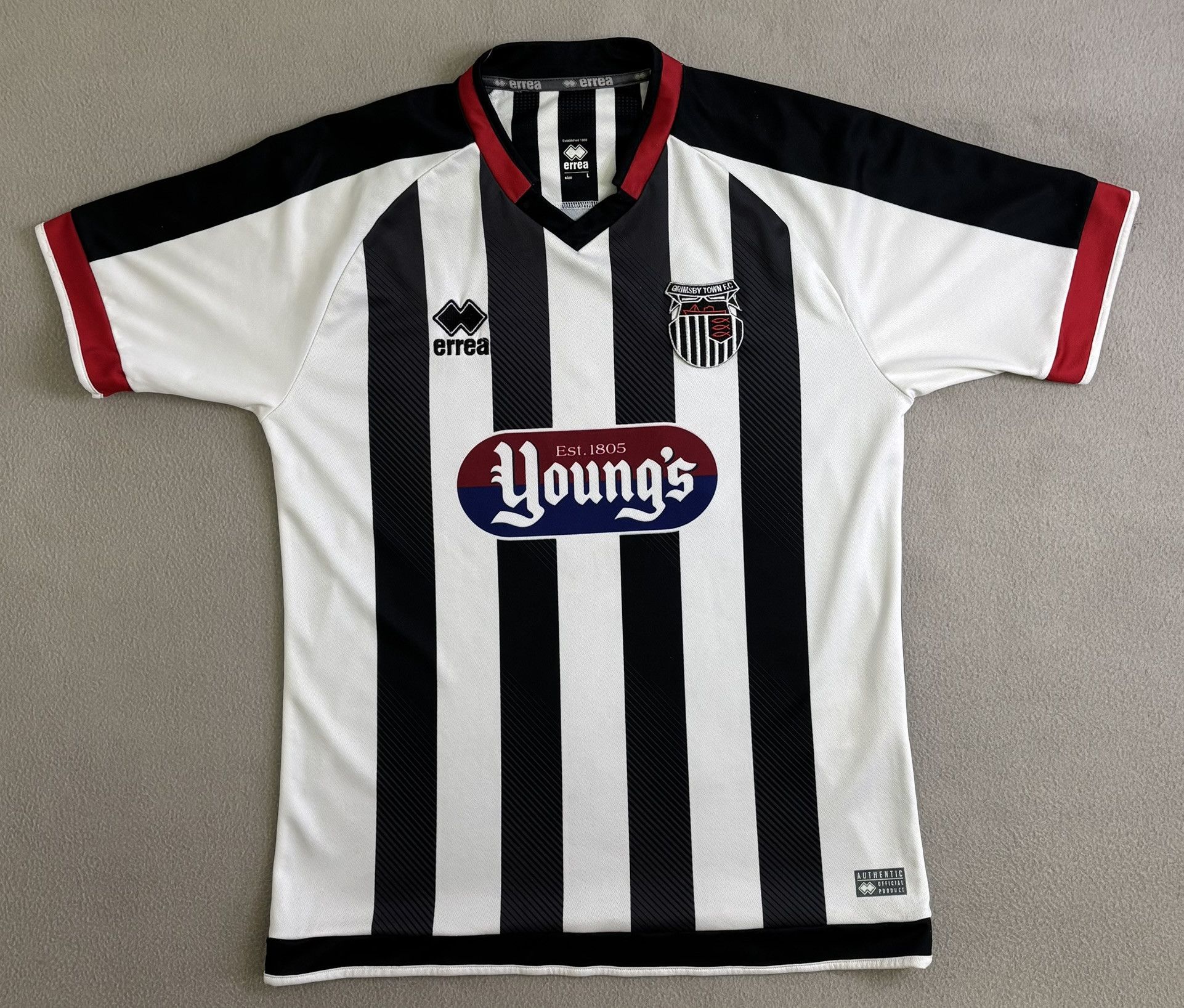 Errea Grimsby Town 2017/2018 #14 Errea Football Jersey Size L Size US L / EU 52-54 / 3 - 5 Thumbnail