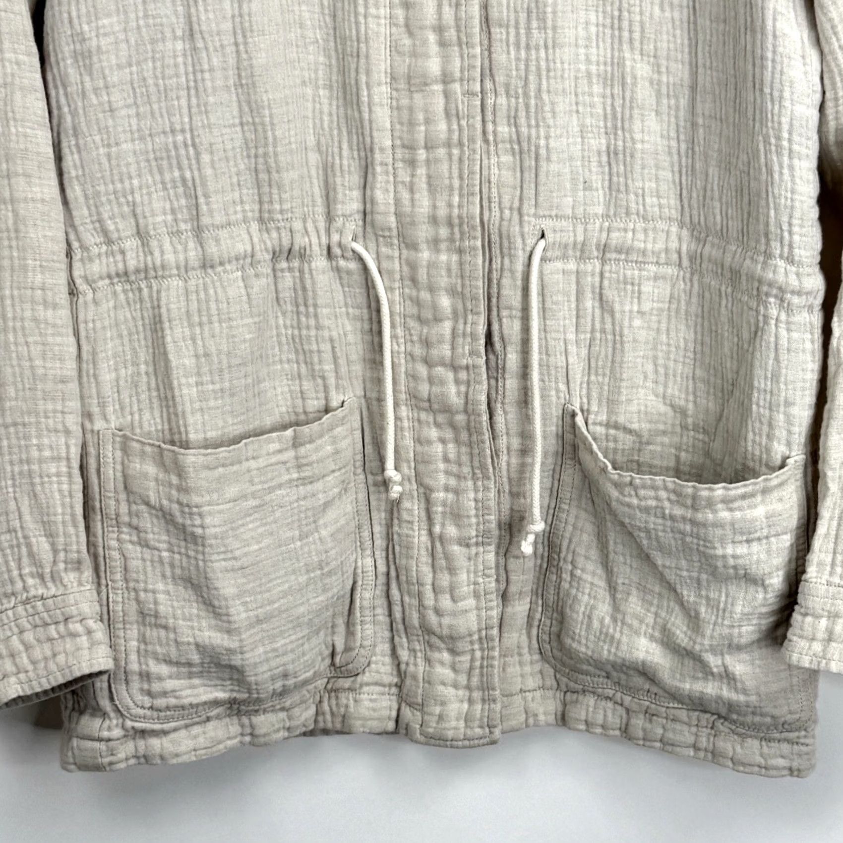 James Perse VINTAGE James Perse Jacket Womens 2 Medium Beige Pockets Collared Button Long Sleeve Short Length - Fall Spring Regular Mens Womens Girls Size XS / US 0-2 / IT 36-38 - 2 Thumbnail