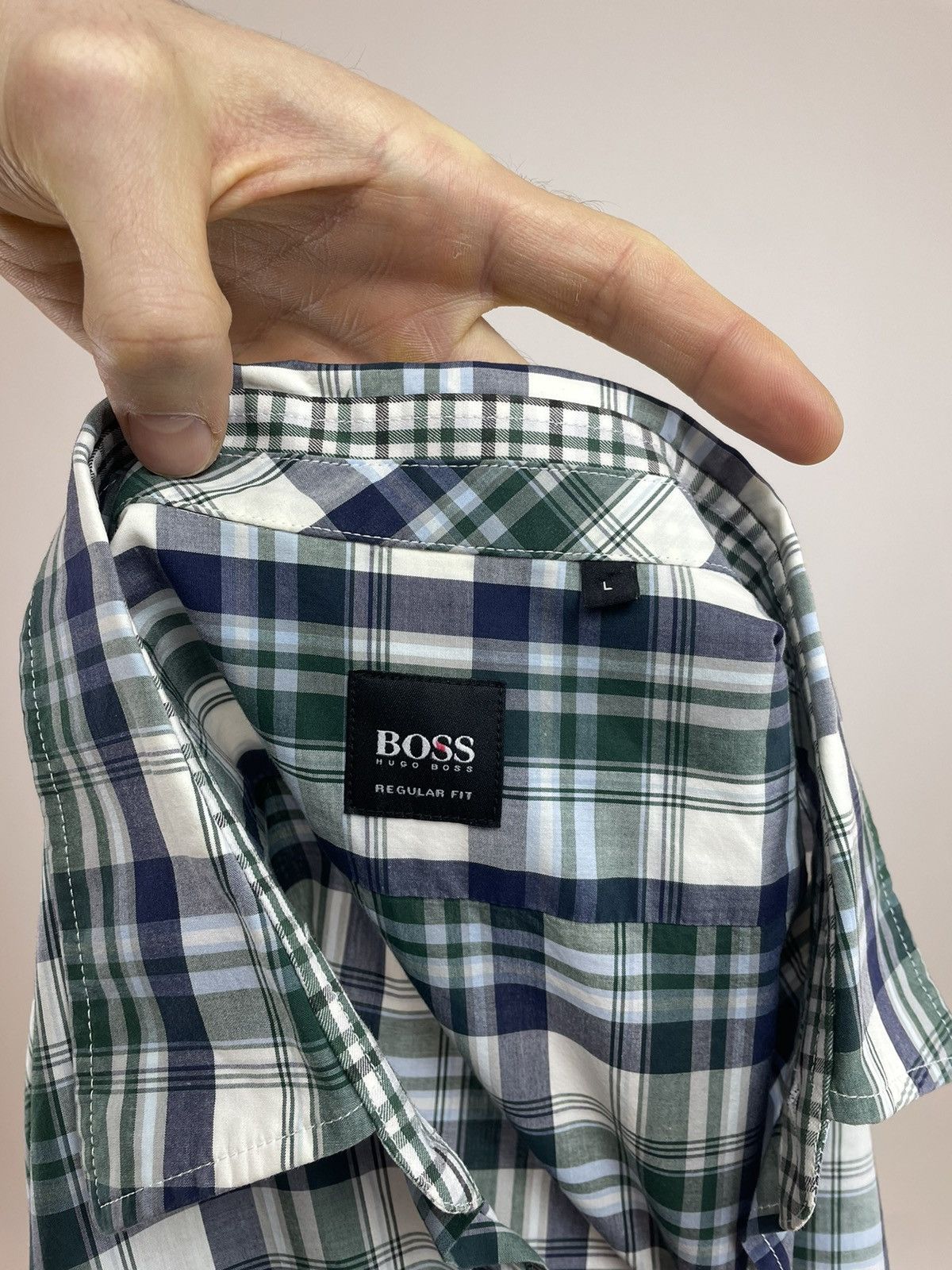 Hugo Boss HUGO BOSS Plaid shirt long sleeve size L Size US L / EU 52-54 / 3 - 9 Thumbnail