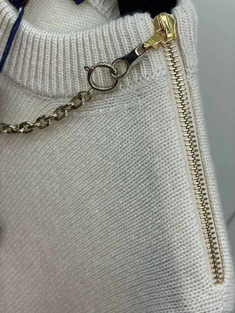 Louis Vuitton Louis Vuitton Chain knitted cashmere sweater Size XS / US 0-2 / IT 36-38 - 3 Thumbnail