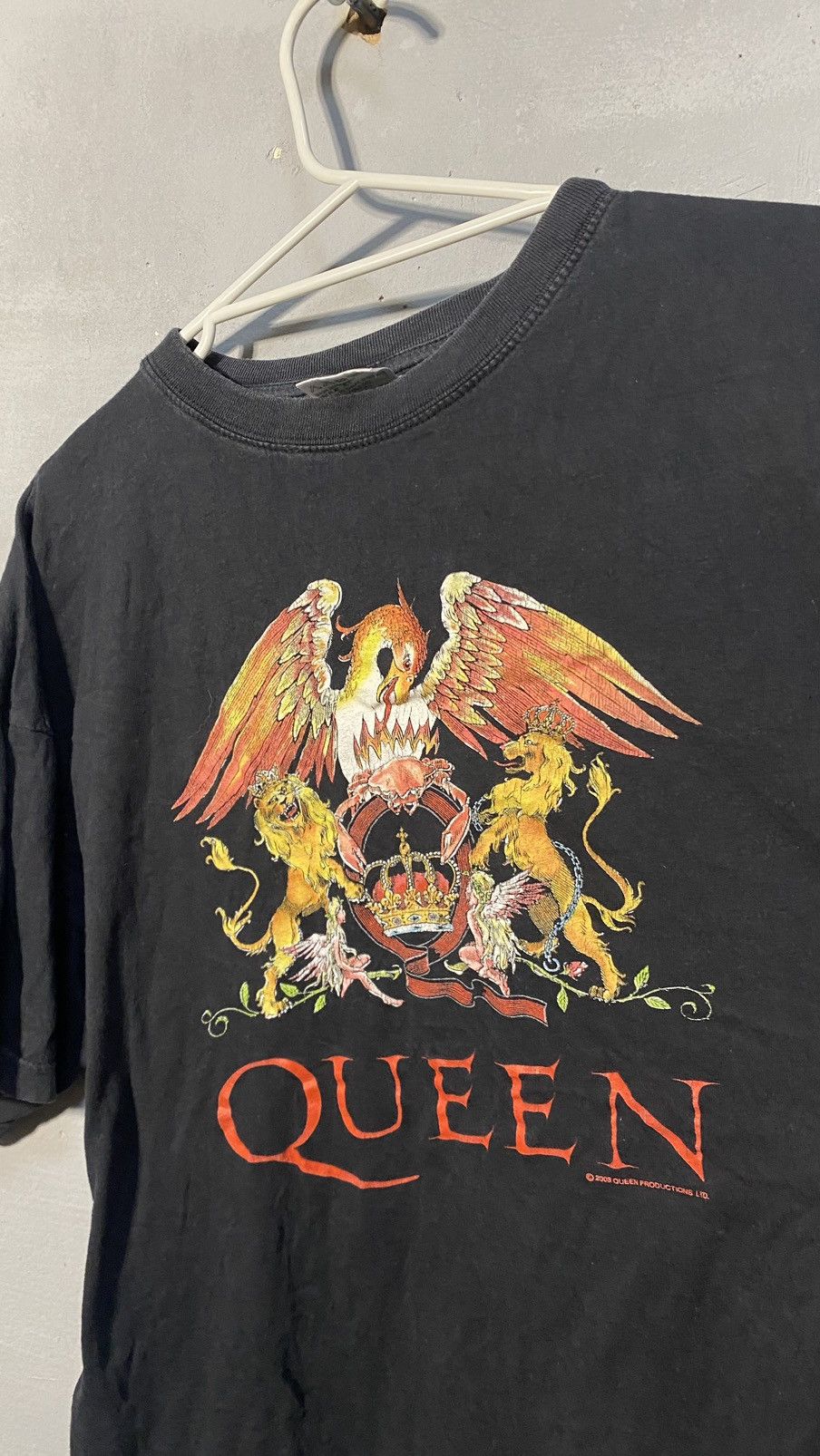 Band Tees Vintage Queen 2003 t-shirt Size US XL / EU 56 / 4 - 4 Thumbnail