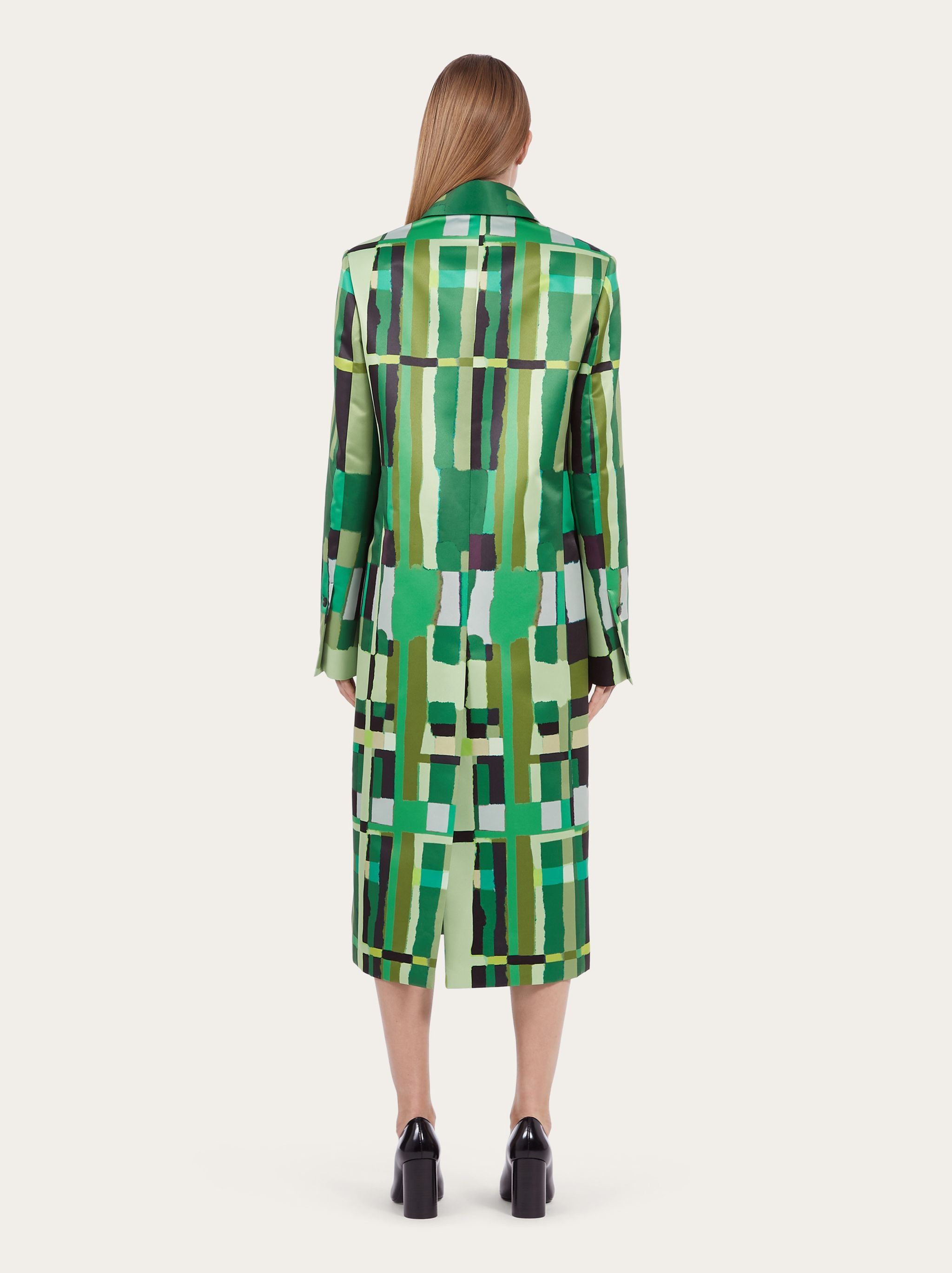 o1s1rm0924 Single Breasted Light Coat in Multicolor